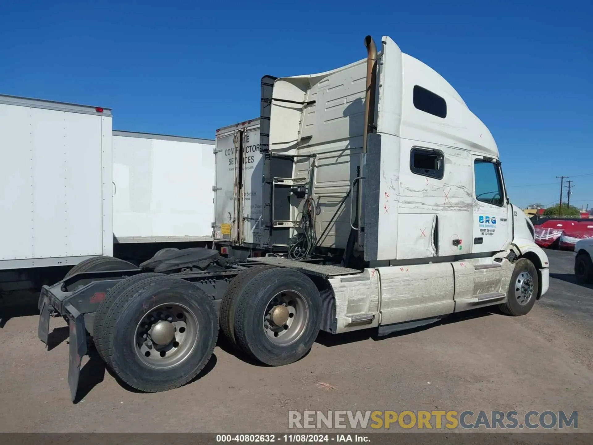 4 fotografías del automóvil dañado 4V4NC9EH1KN215834 VOLVO VNL 2019