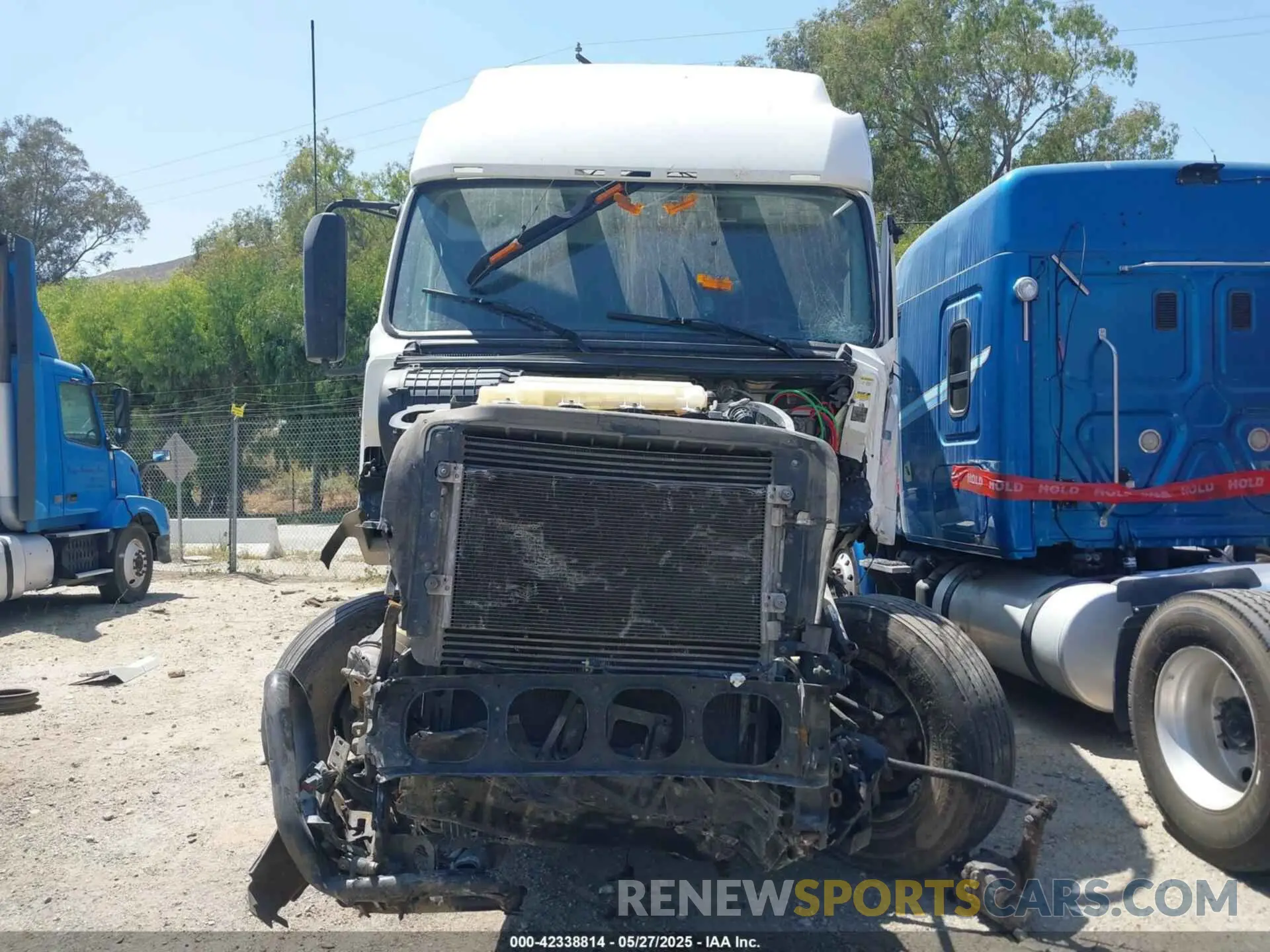 16 fotografías del automóvil dañado 4V4NC9EH1KN902909 VOLVO VNL 2019