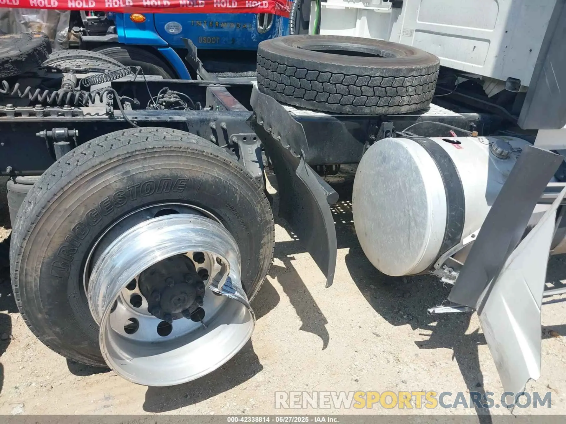 24 fotografías del automóvil dañado 4V4NC9EH1KN902909 VOLVO VNL 2019