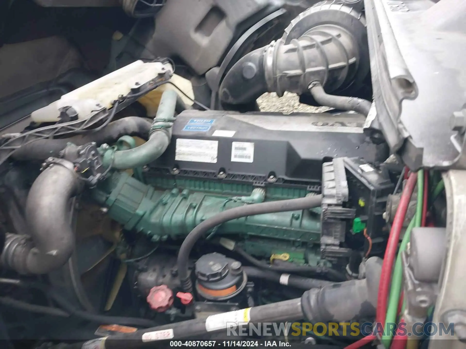 9 fotografías del automóvil dañado 4V4NC9EH3KN871971 VOLVO VNL 2019