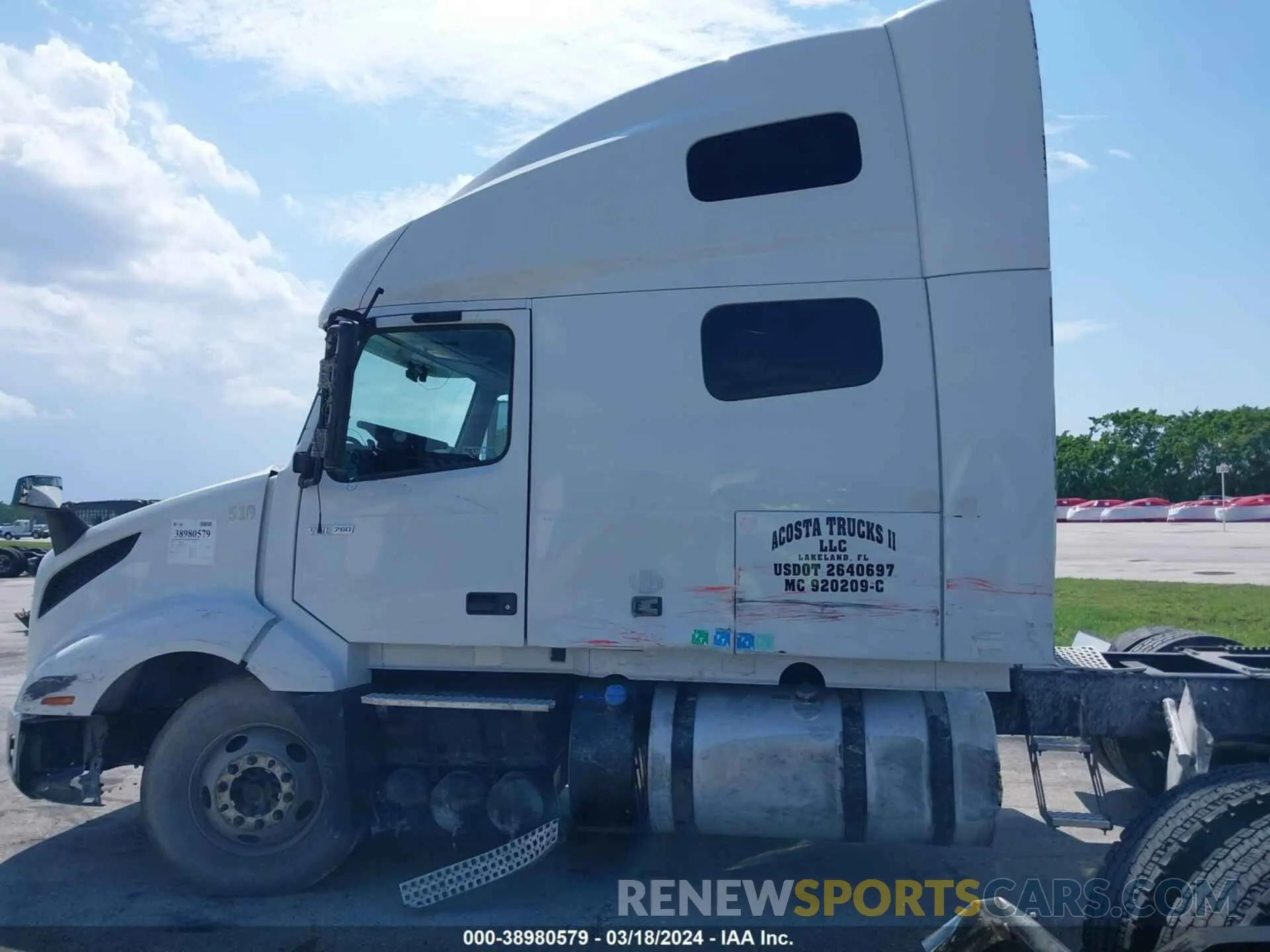 14 fotografías del automóvil dañado 4V4NC9EH5KN213584 VOLVO VNL 2019