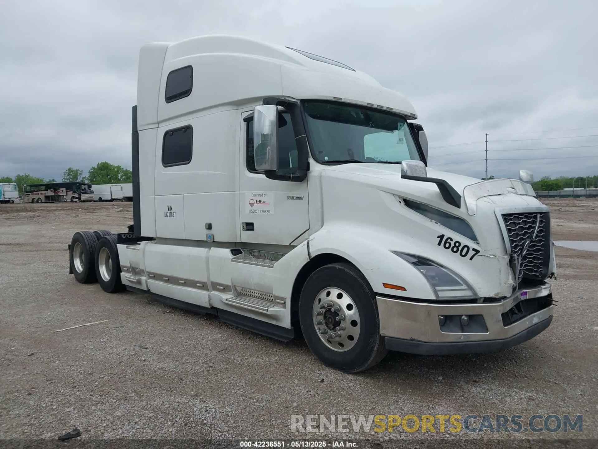 1 fotografías del automóvil dañado 4V4NC9EH9LN231037 VOLVO VNL 2020