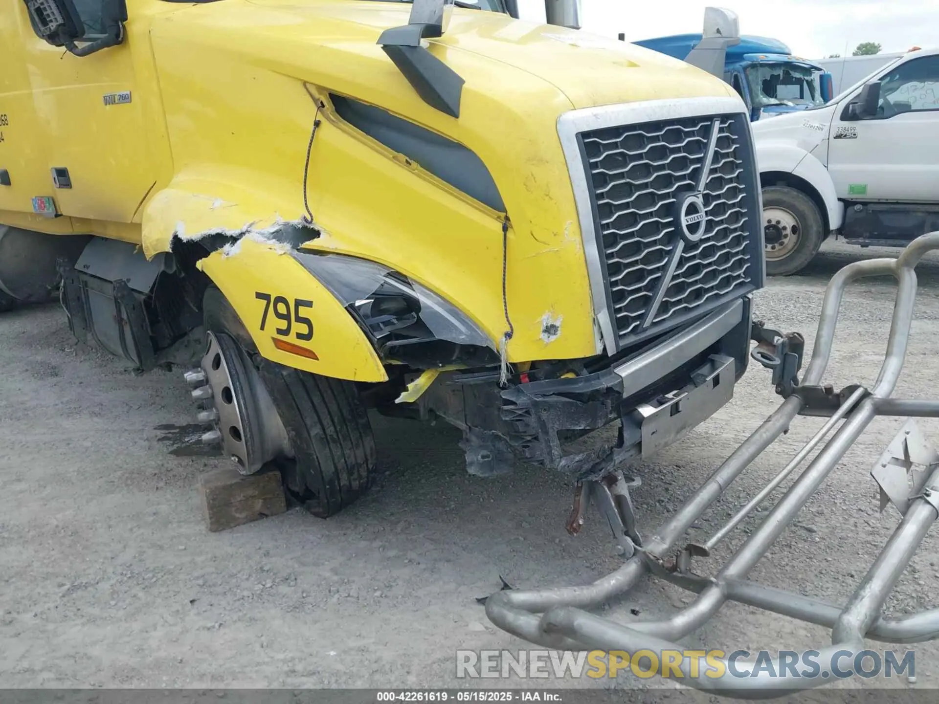 11 fotografías del automóvil dañado 4V4NC9EJ7LN240564 VOLVO VNL 2020