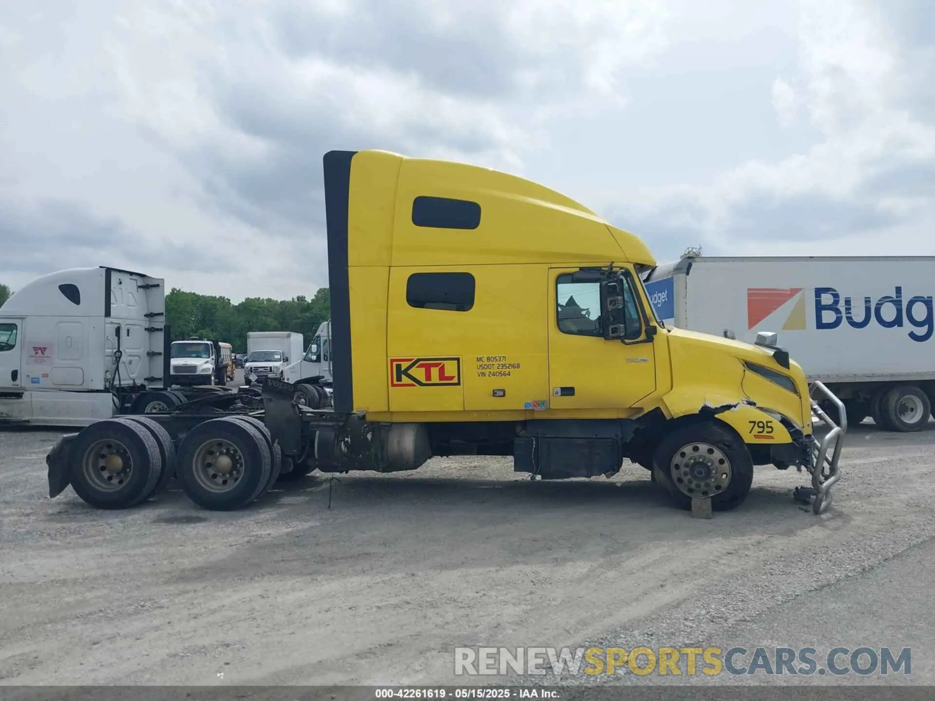 16 fotografías del automóvil dañado 4V4NC9EJ7LN240564 VOLVO VNL 2020