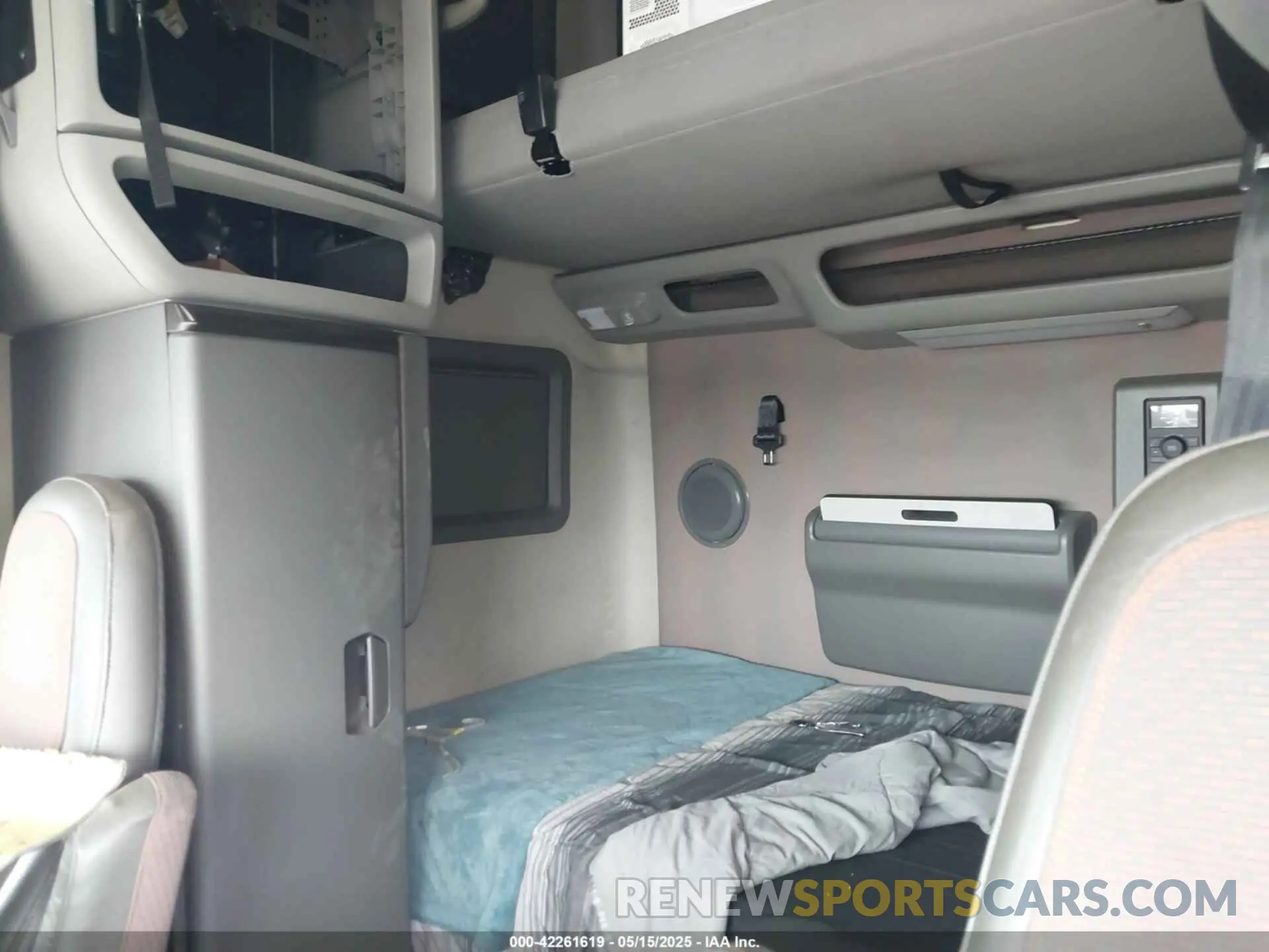6 fotografías del automóvil dañado 4V4NC9EJ7LN240564 VOLVO VNL 2020