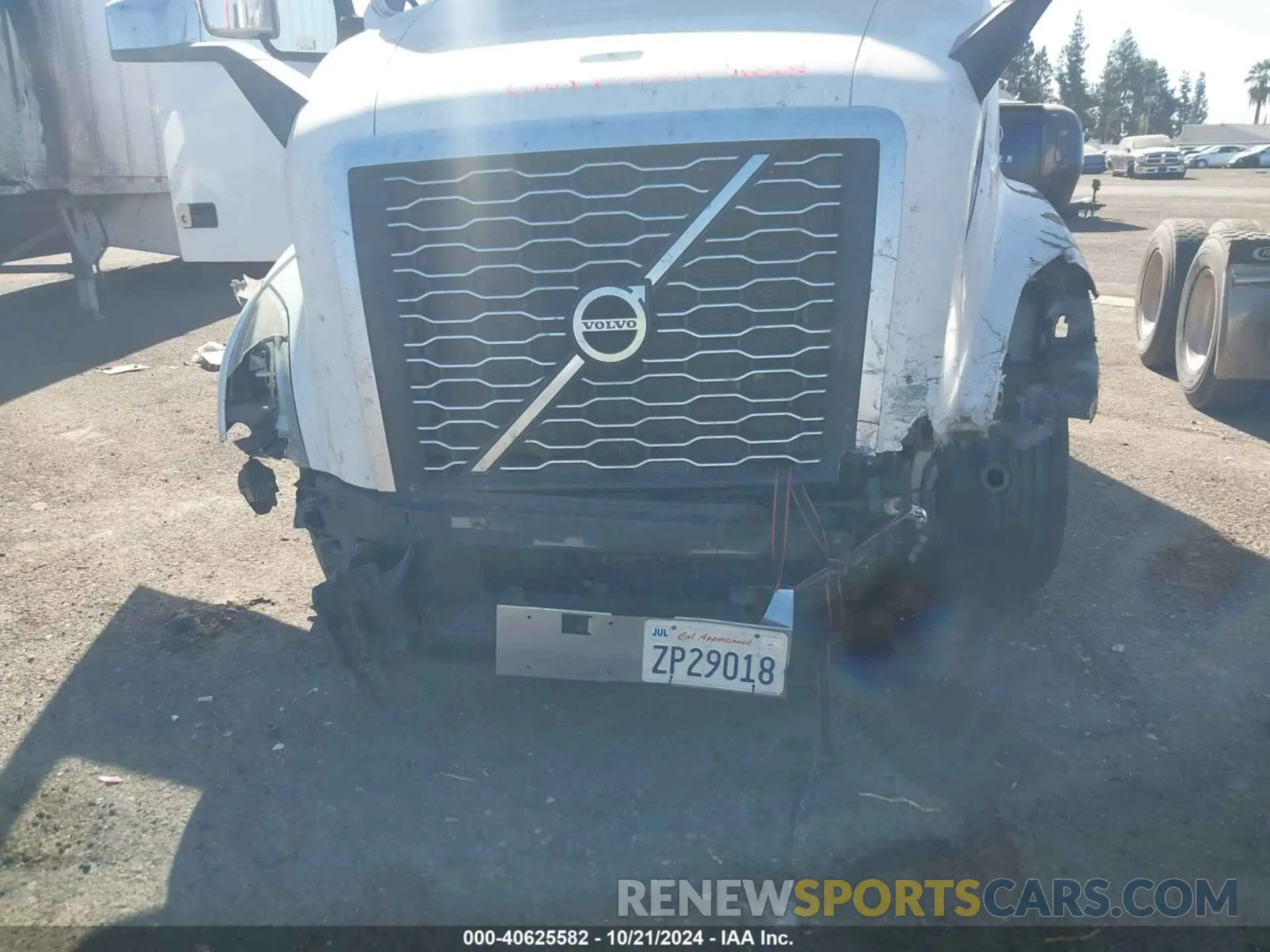 11 fotografías del automóvil dañado 4V4NC9EJ8LN249080 VOLVO VNL 2020