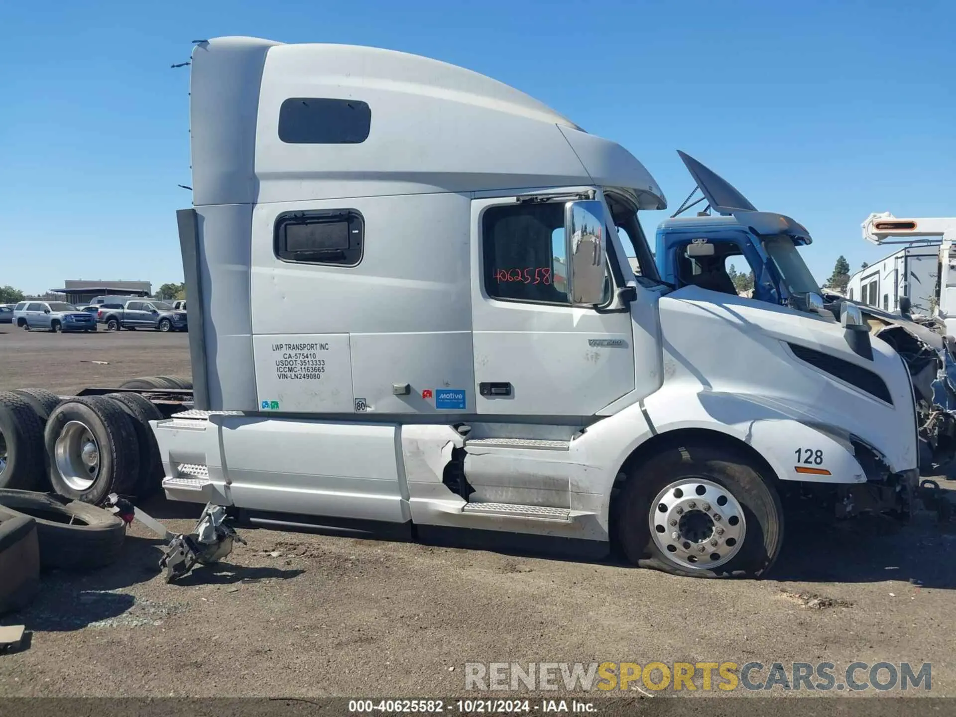 15 fotografías del automóvil dañado 4V4NC9EJ8LN249080 VOLVO VNL 2020