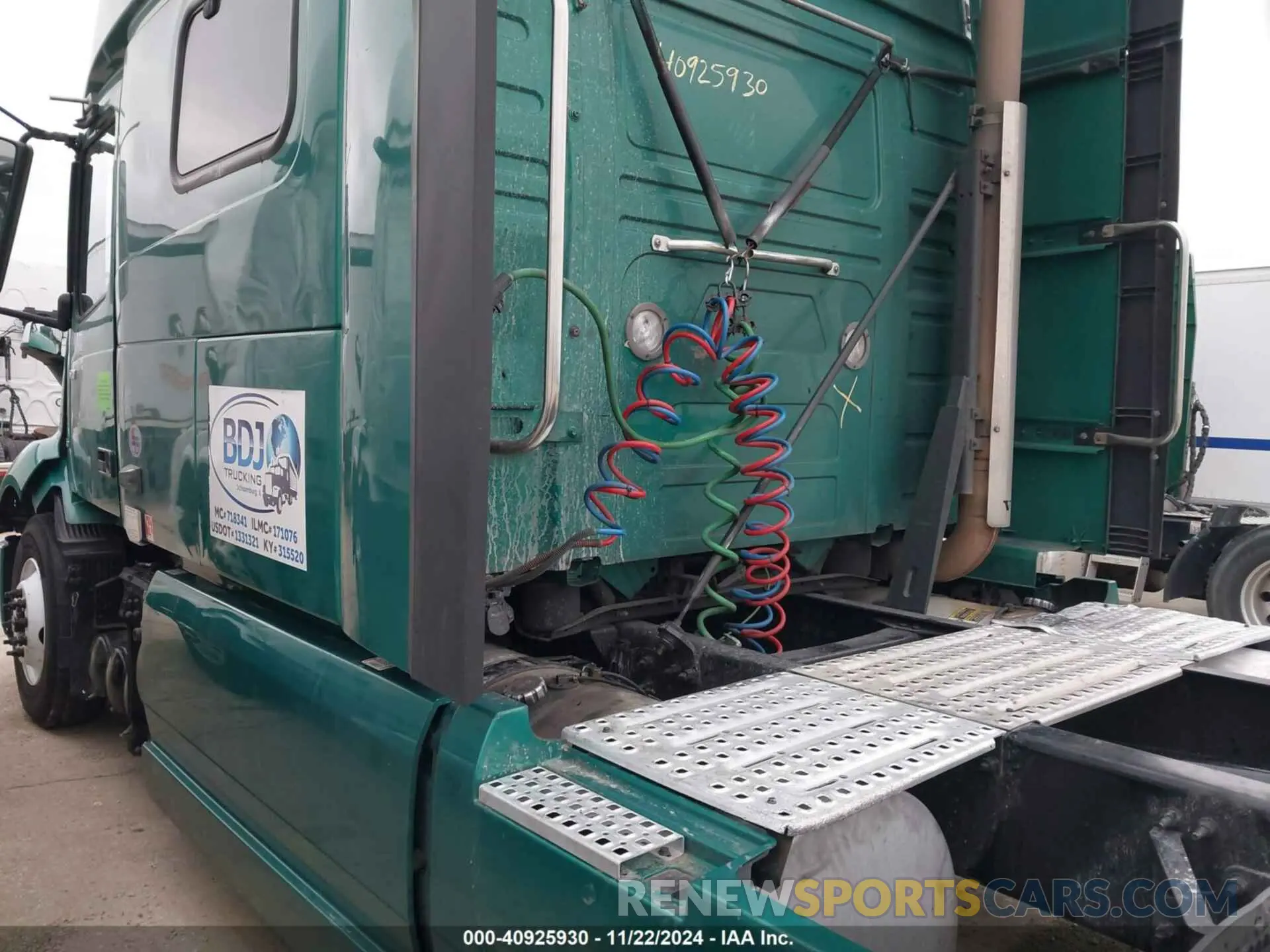 15 fotografías del automóvil dañado 4V4NC9EJ6MN284637 VOLVO VNL 2021