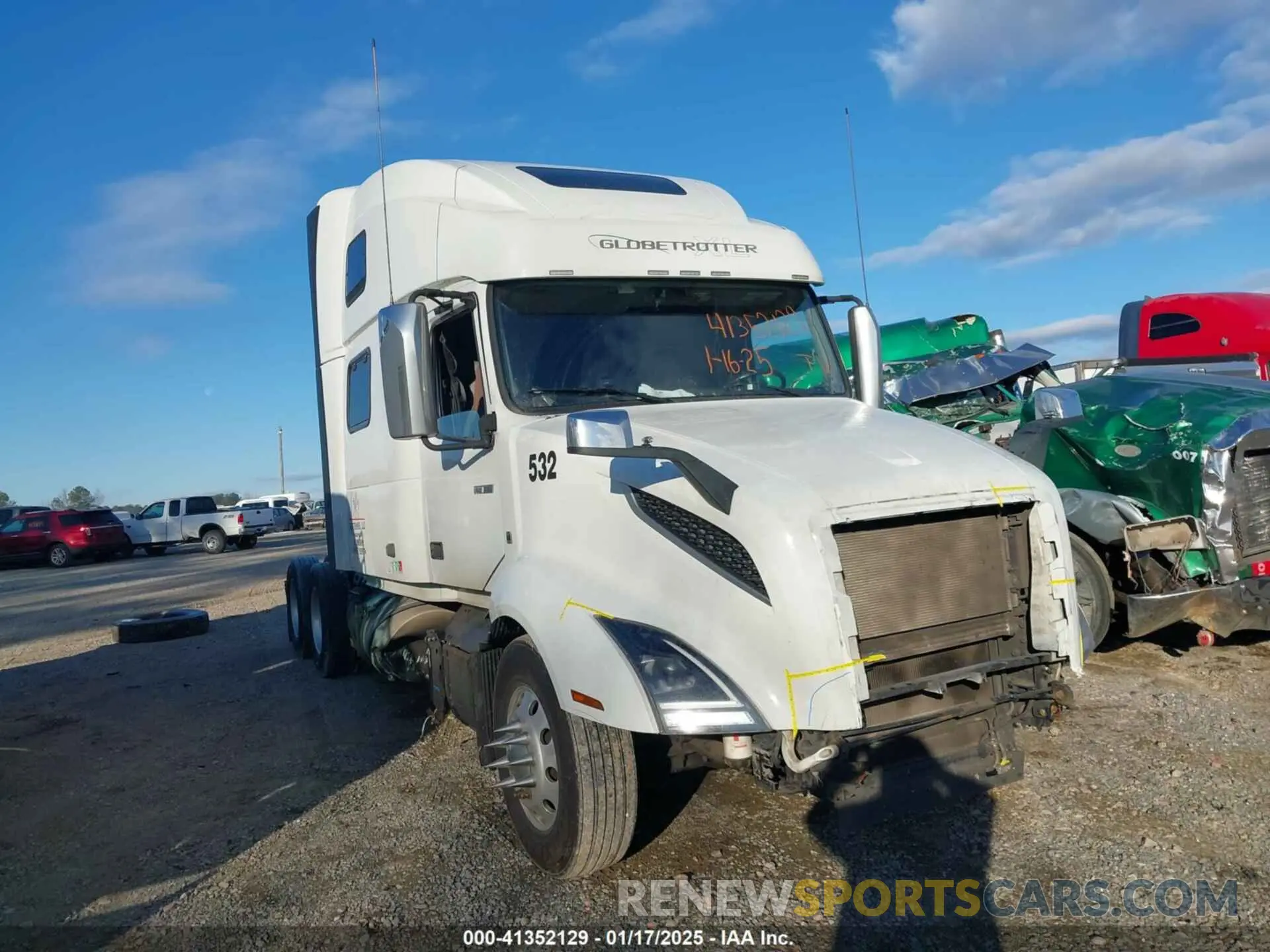 11 fotografías del automóvil dañado 4V4NC9EH4NN297840 VOLVO VNL 2022