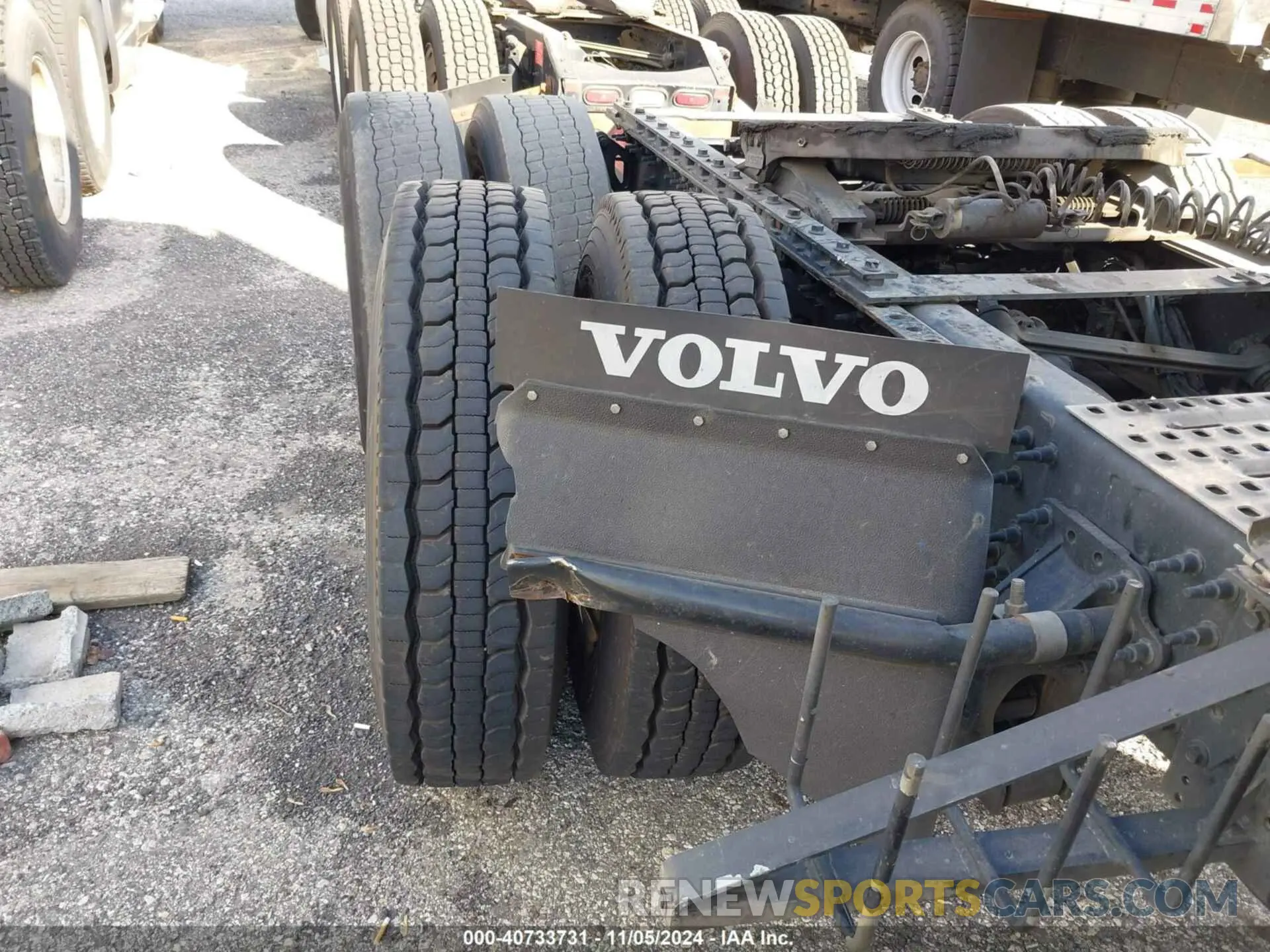 20 fotografías del automóvil dañado 4V4NC9UG5NN318591 VOLVO VNL 2022