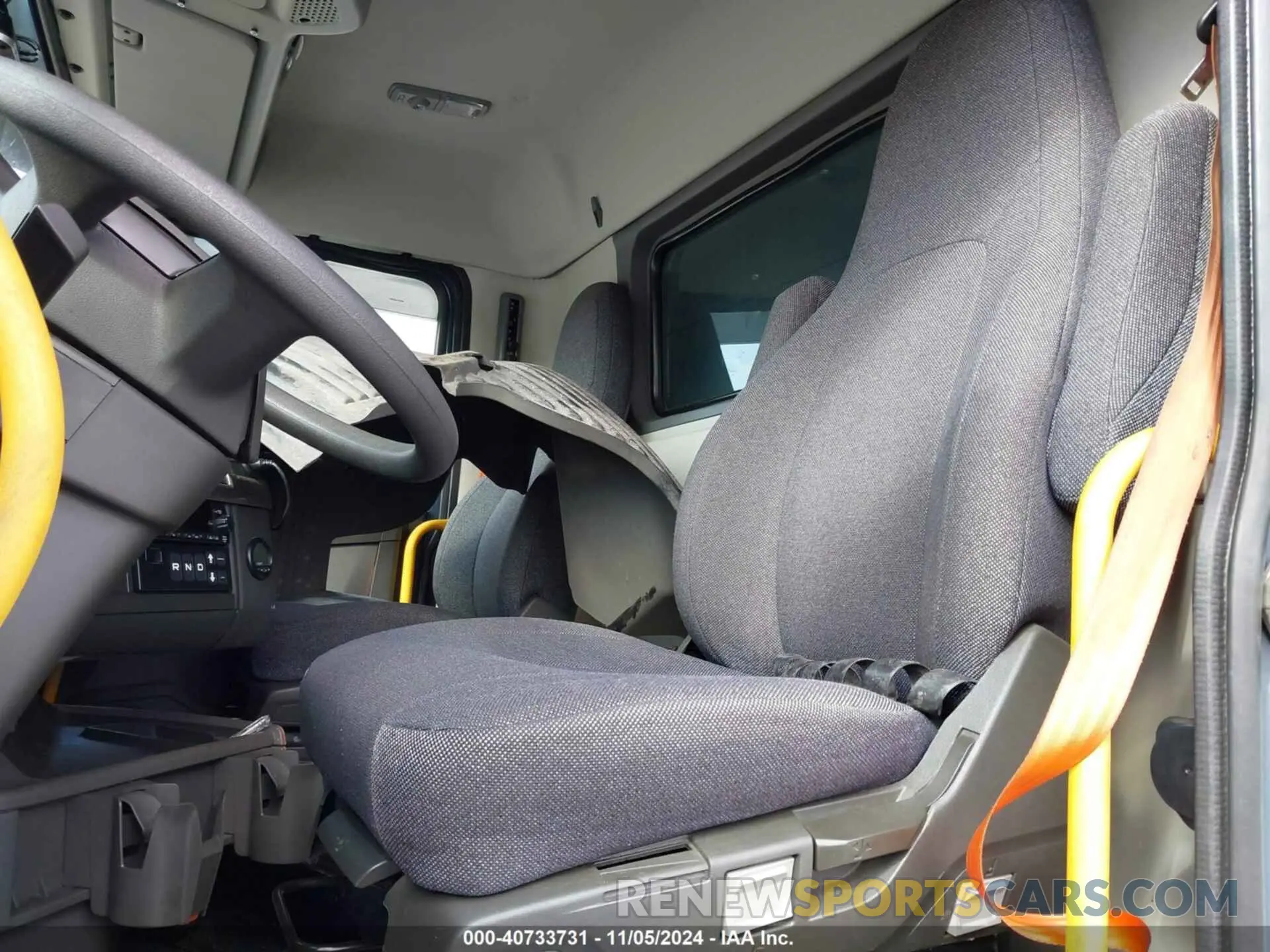 7 fotografías del automóvil dañado 4V4NC9UG5NN318591 VOLVO VNL 2022