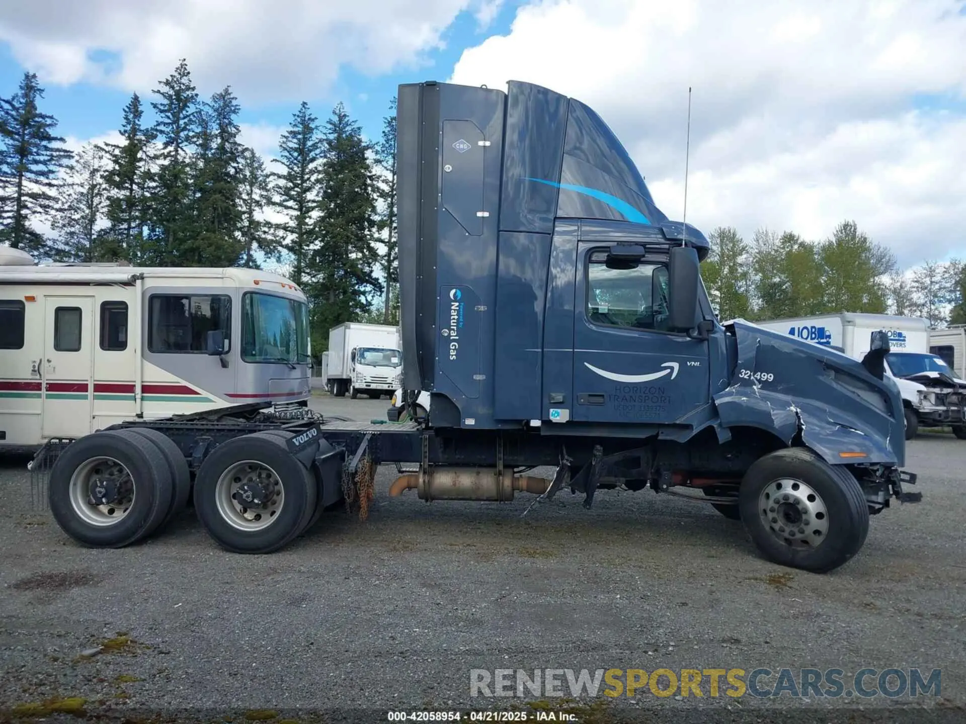 17 fotografías del automóvil dañado 4V4NC9UG9NN312356 VOLVO VNL 2022