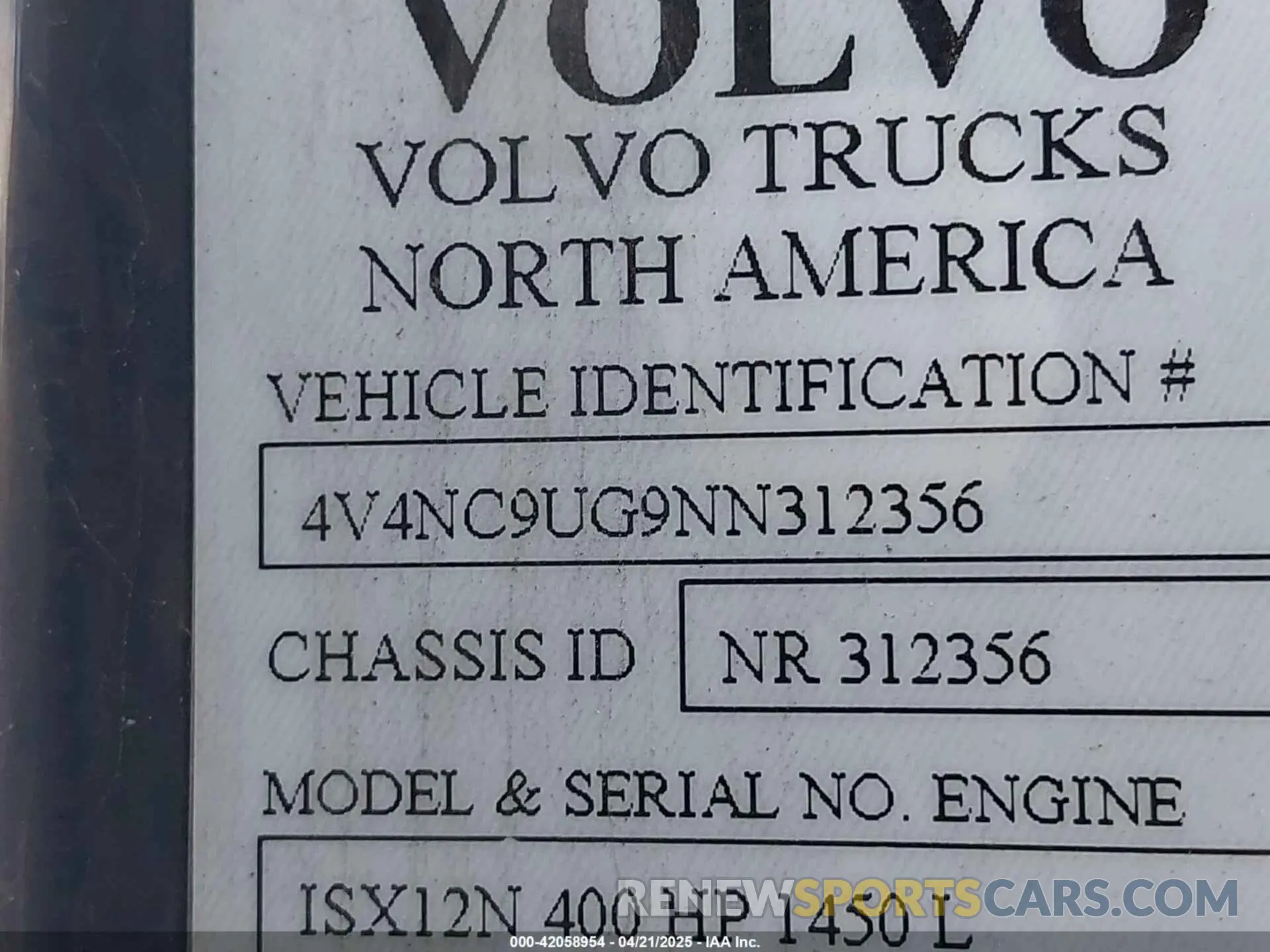 8 fotografías del automóvil dañado 4V4NC9UG9NN312356 VOLVO VNL 2022
