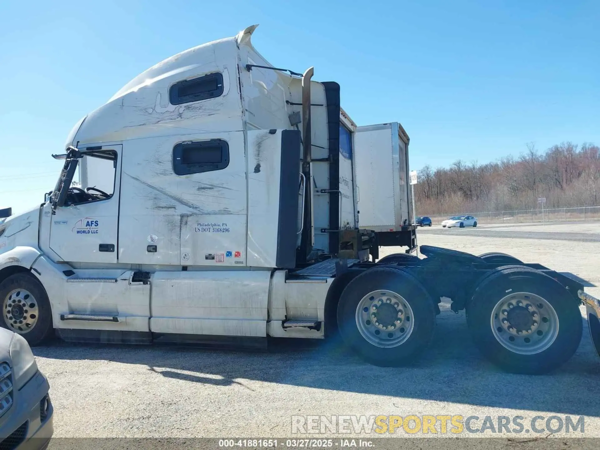 14 fotografías del automóvil dañado 4V4NC9EH1PN615884 VOLVO VNL 2023