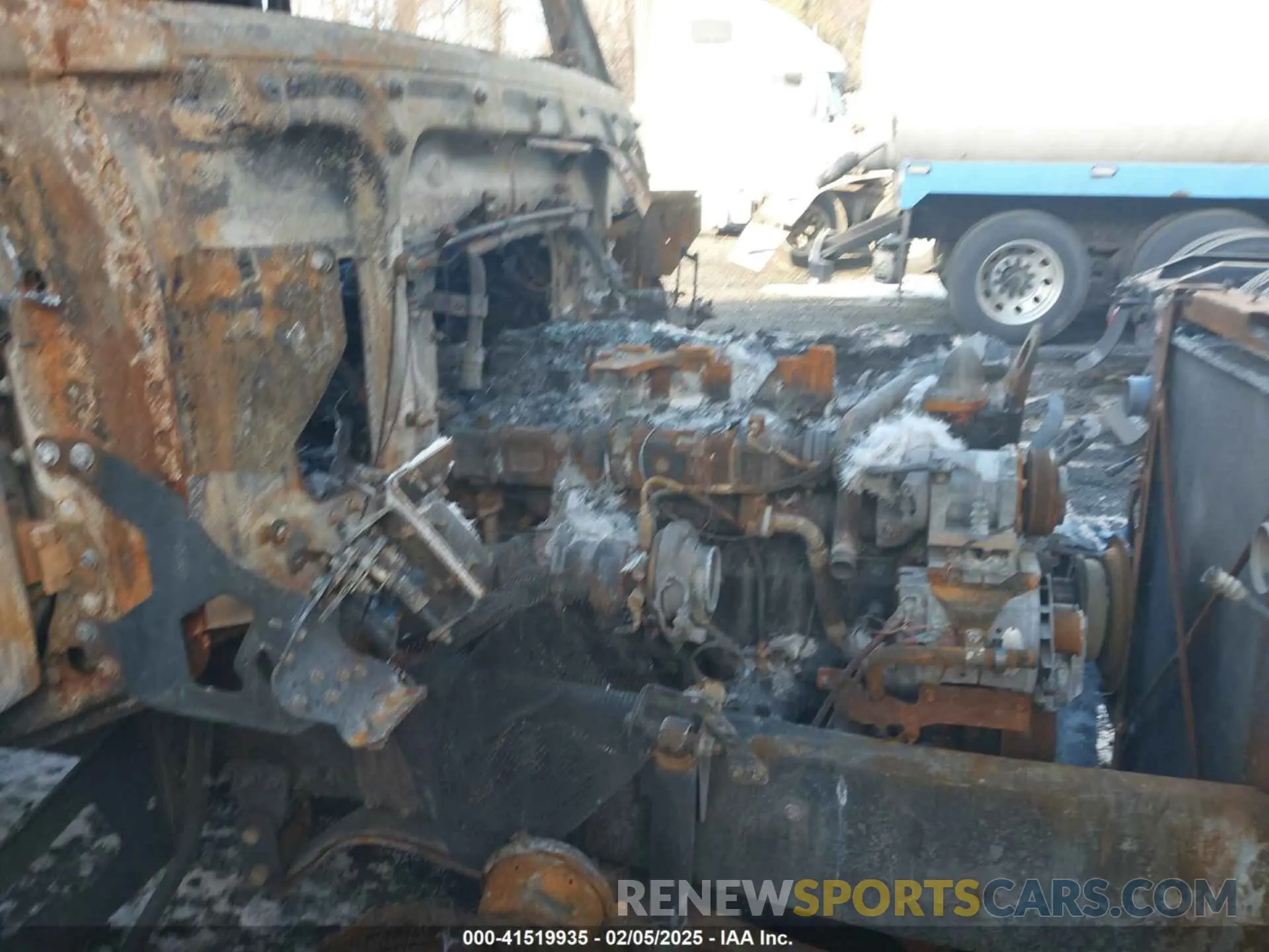 12 fotografías del automóvil dañado 4V4NC9UG1PN335682 VOLVO VNL 2023