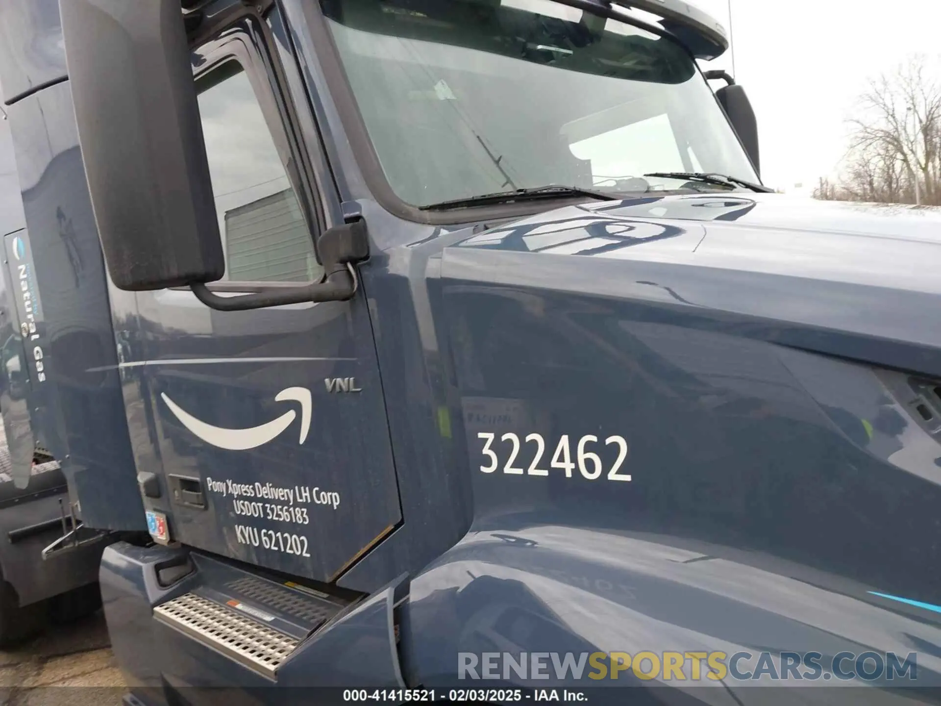13 fotografías del automóvil dañado 4V4NC9UG5PN335569 VOLVO VNL 2023