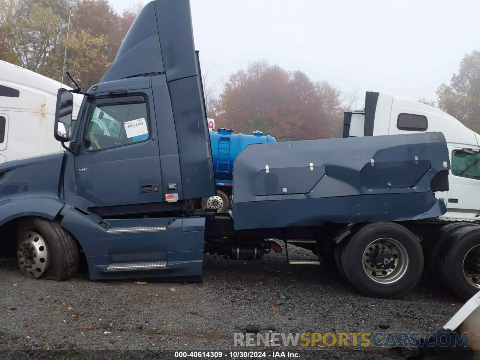 18 fotografías del automóvil dañado 4V4NC9UGXPN335616 VOLVO VNL 2023