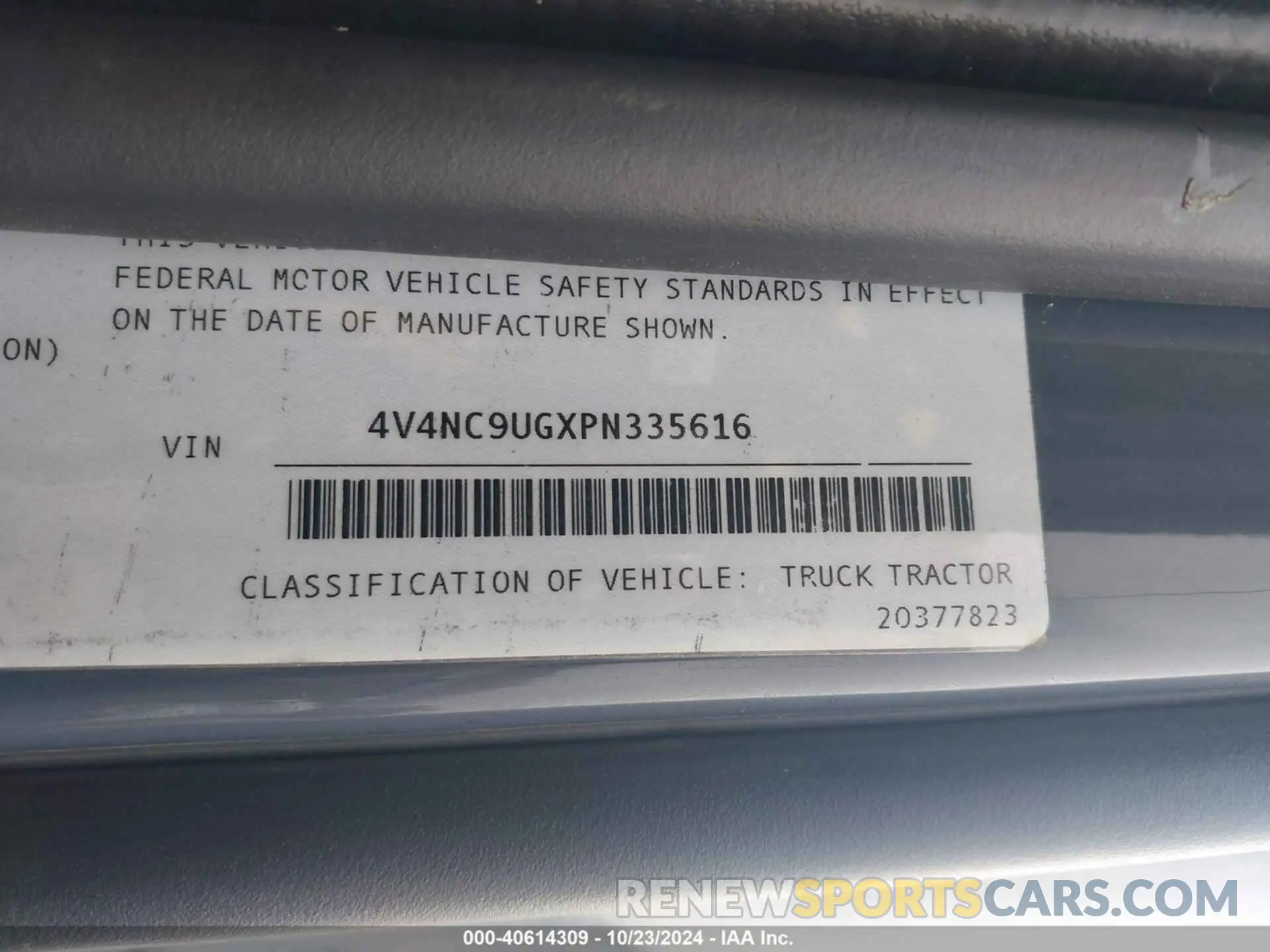 8 fotografías del automóvil dañado 4V4NC9UGXPN335616 VOLVO VNL 2023