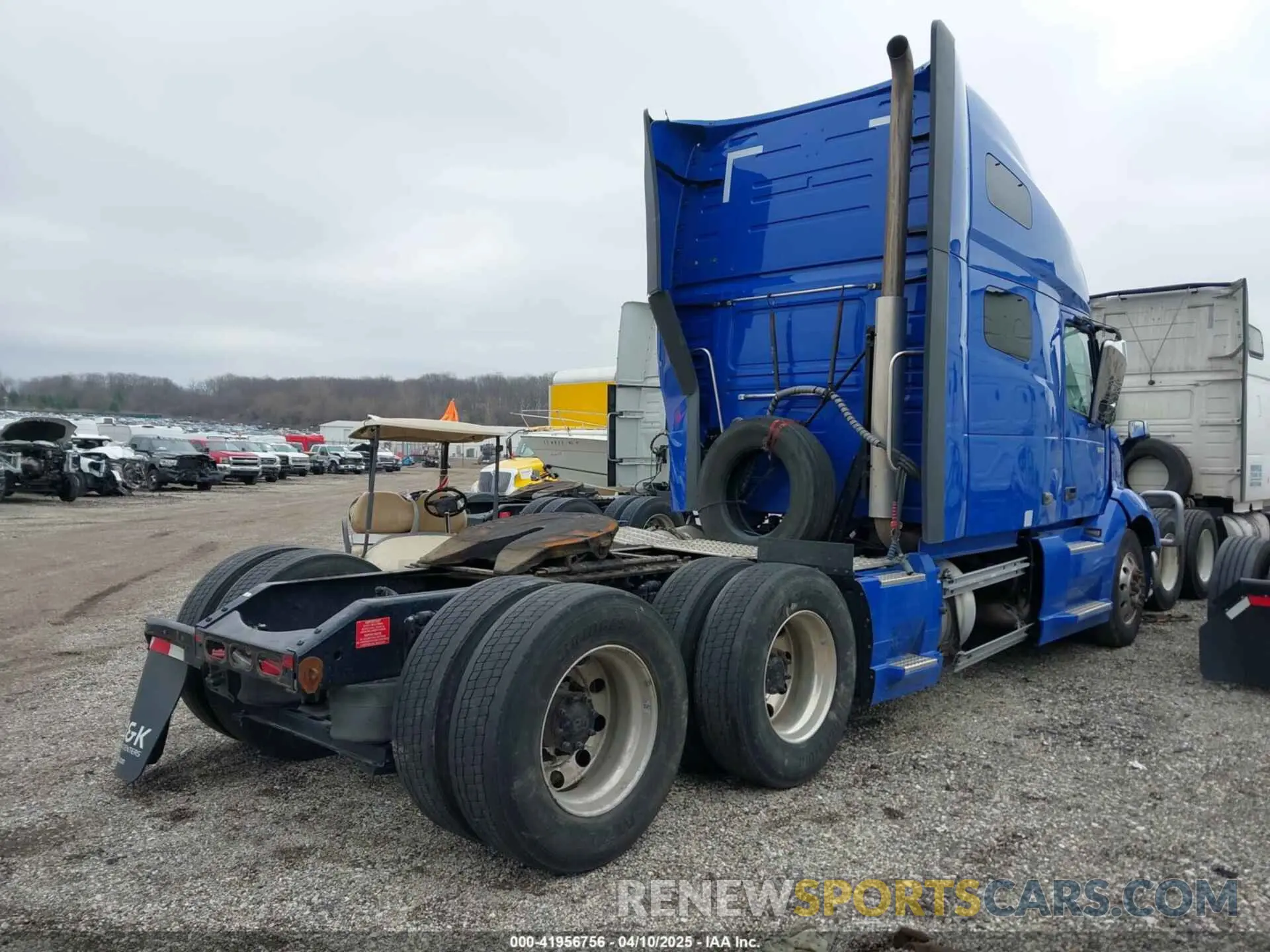 4 fotografías del automóvil dañado 4V4NC9EH5RN624168 VOLVO VNL 2024