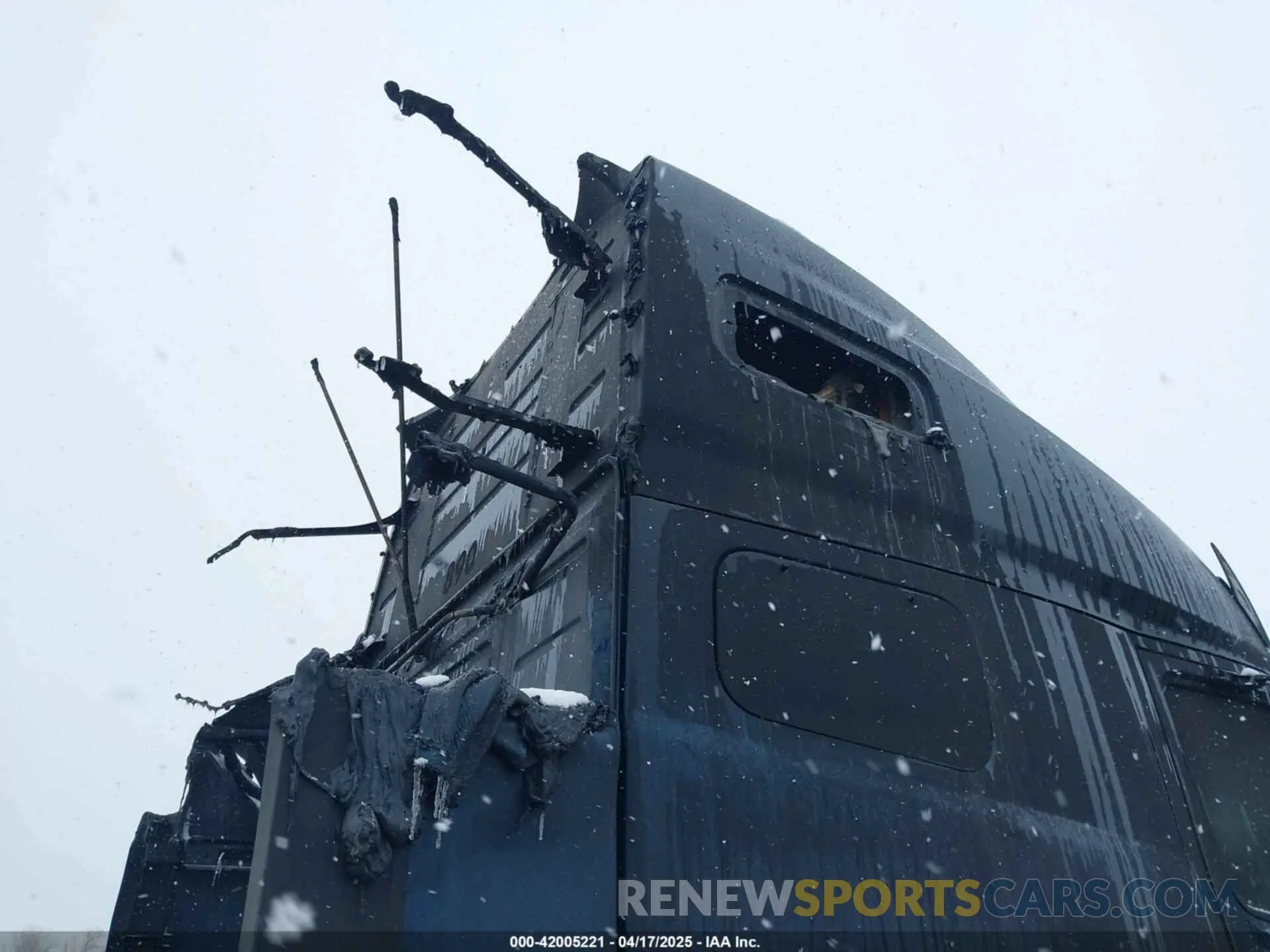 18 fotografías del automóvil dañado 4V4NC9EH5RN641312 VOLVO VNL 2024