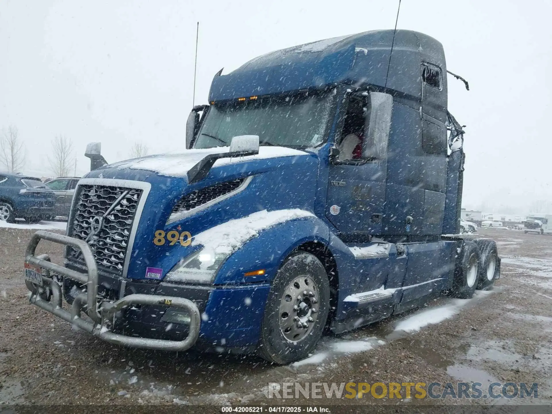 2 fotografías del automóvil dañado 4V4NC9EH5RN641312 VOLVO VNL 2024