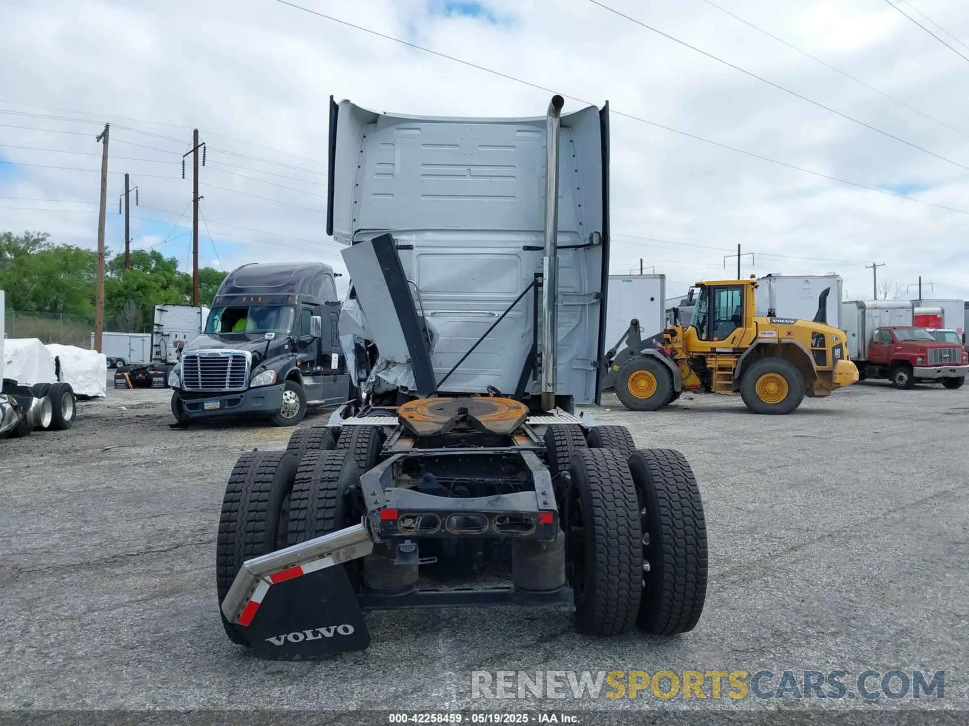 19 fotografías del automóvil dañado 4V4NC9EJXRN640546 VOLVO VNL 2024
