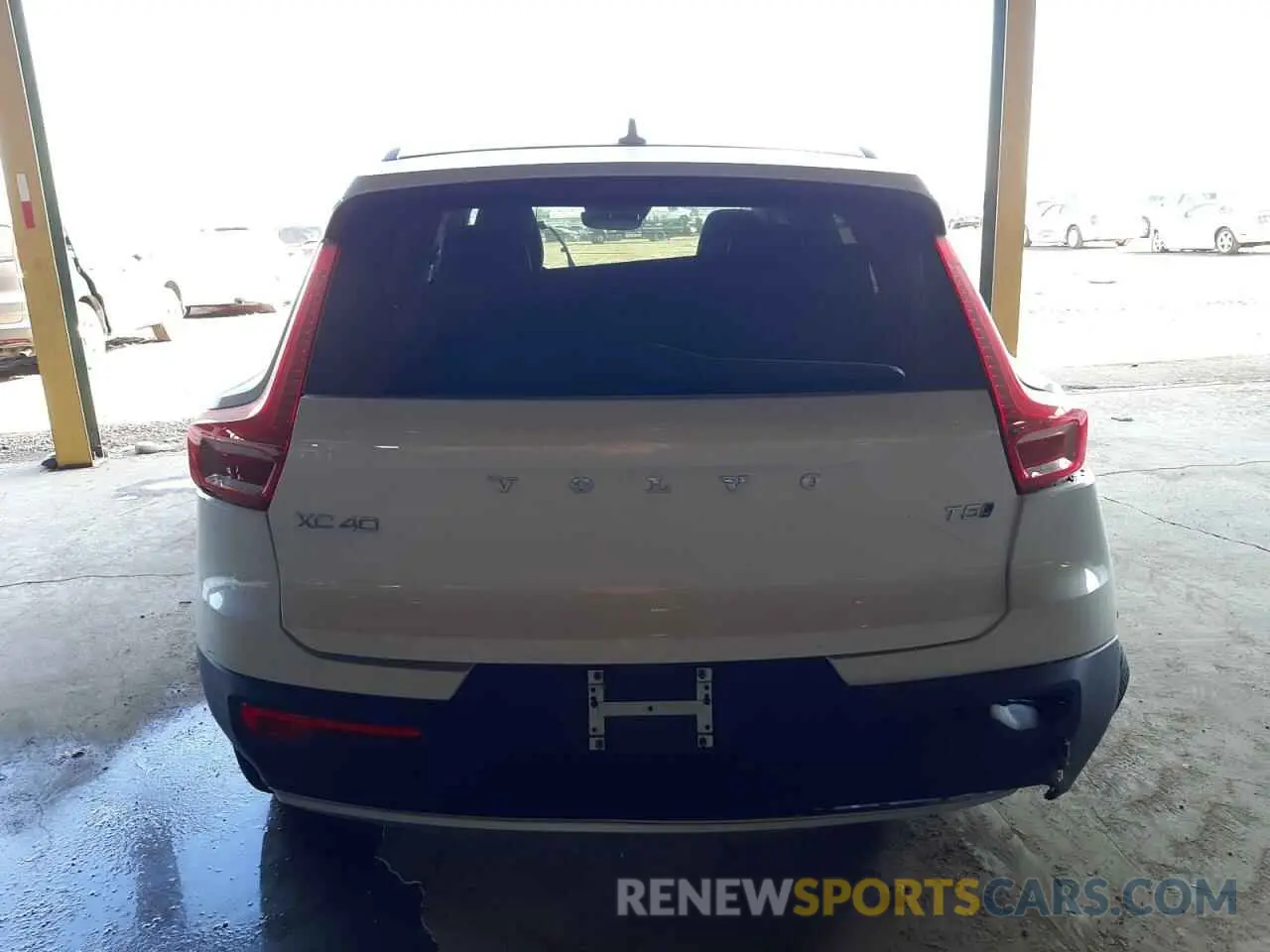 6 fotografías del automóvil dañado YV4162UK0K2045485 VOLVO XC40 2019