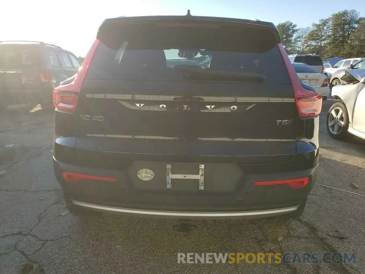 6 fotografías del automóvil dañado YV4162UK0K2125045 VOLVO XC40 2019