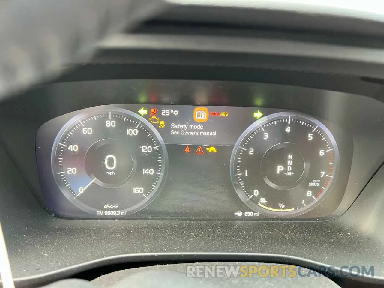 9 fotografías del automóvil dañado YV4162UK0K2125045 VOLVO XC40 2019