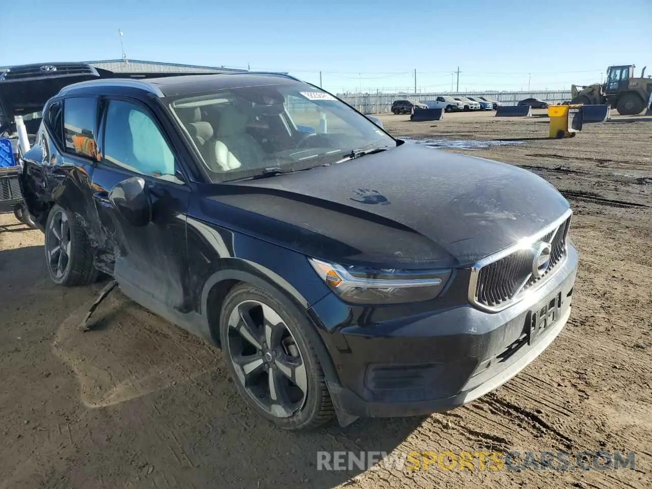 4 fotografías del automóvil dañado YV4162UK0K2131587 VOLVO XC40 2019