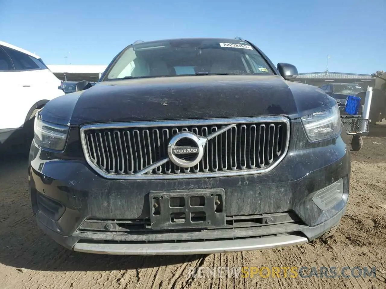 5 fotografías del automóvil dañado YV4162UK0K2131587 VOLVO XC40 2019
