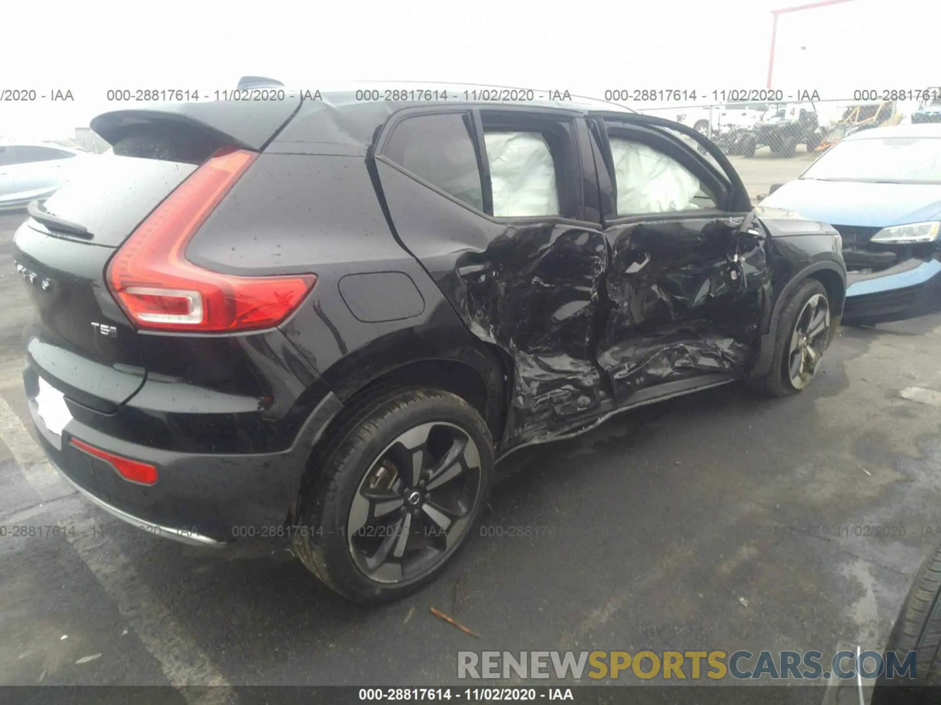 4 fotografías del automóvil dañado YV4162UK1K2055443 VOLVO XC40 2019