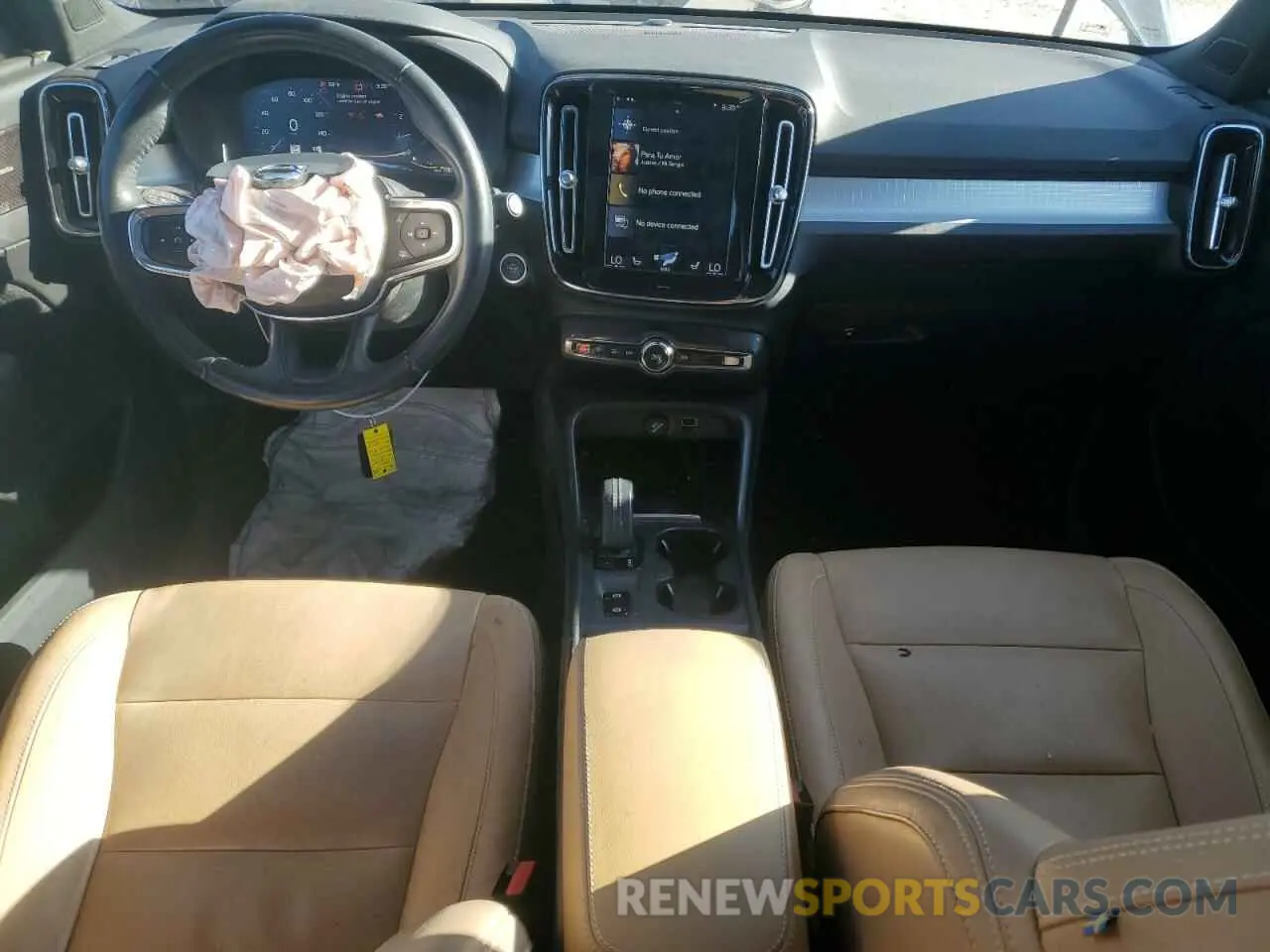 8 fotografías del automóvil dañado YV4162UK5K2147350 VOLVO XC40 2019