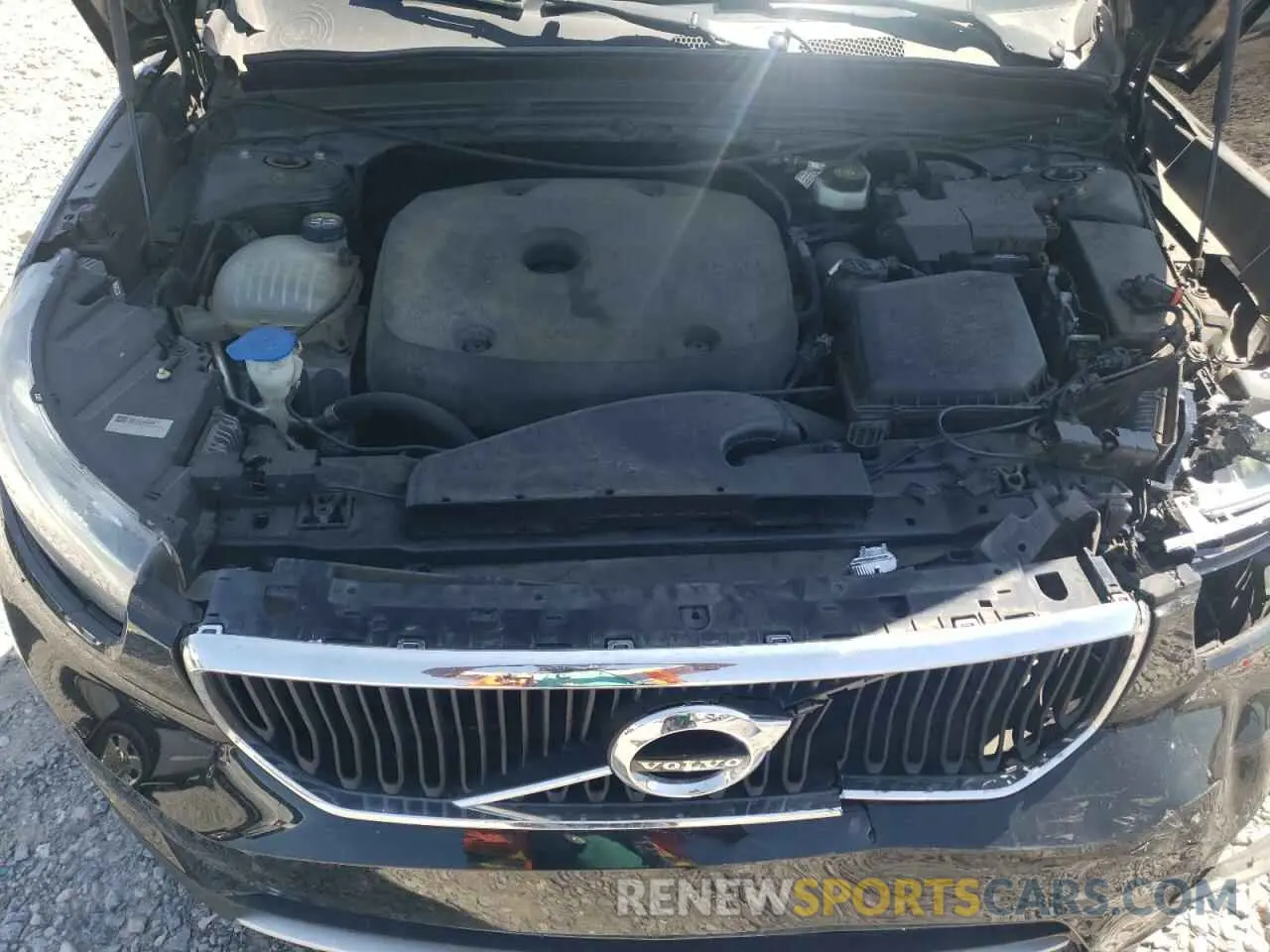 12 fotografías del automóvil dañado YV4162UK6K2130783 VOLVO XC40 2019
