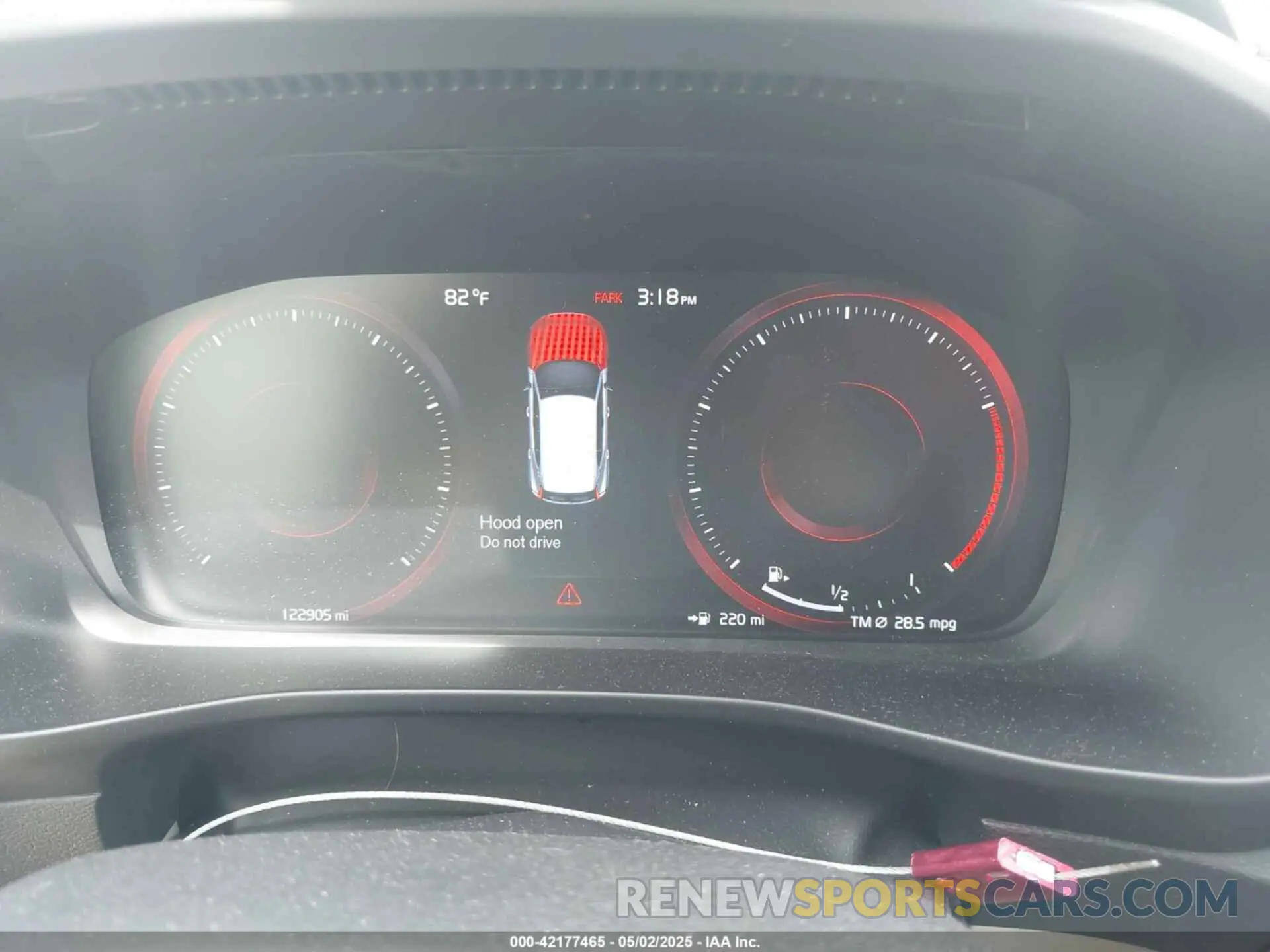 7 fotografías del automóvil dañado YV4162UK7K2075731 VOLVO XC40 2019