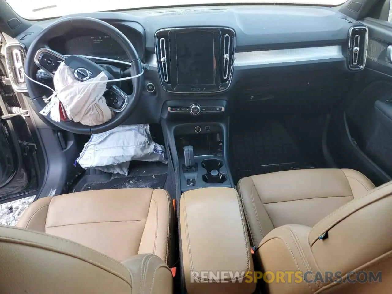 8 fotografías del automóvil dañado YV4162UK7K2107433 VOLVO XC40 2019