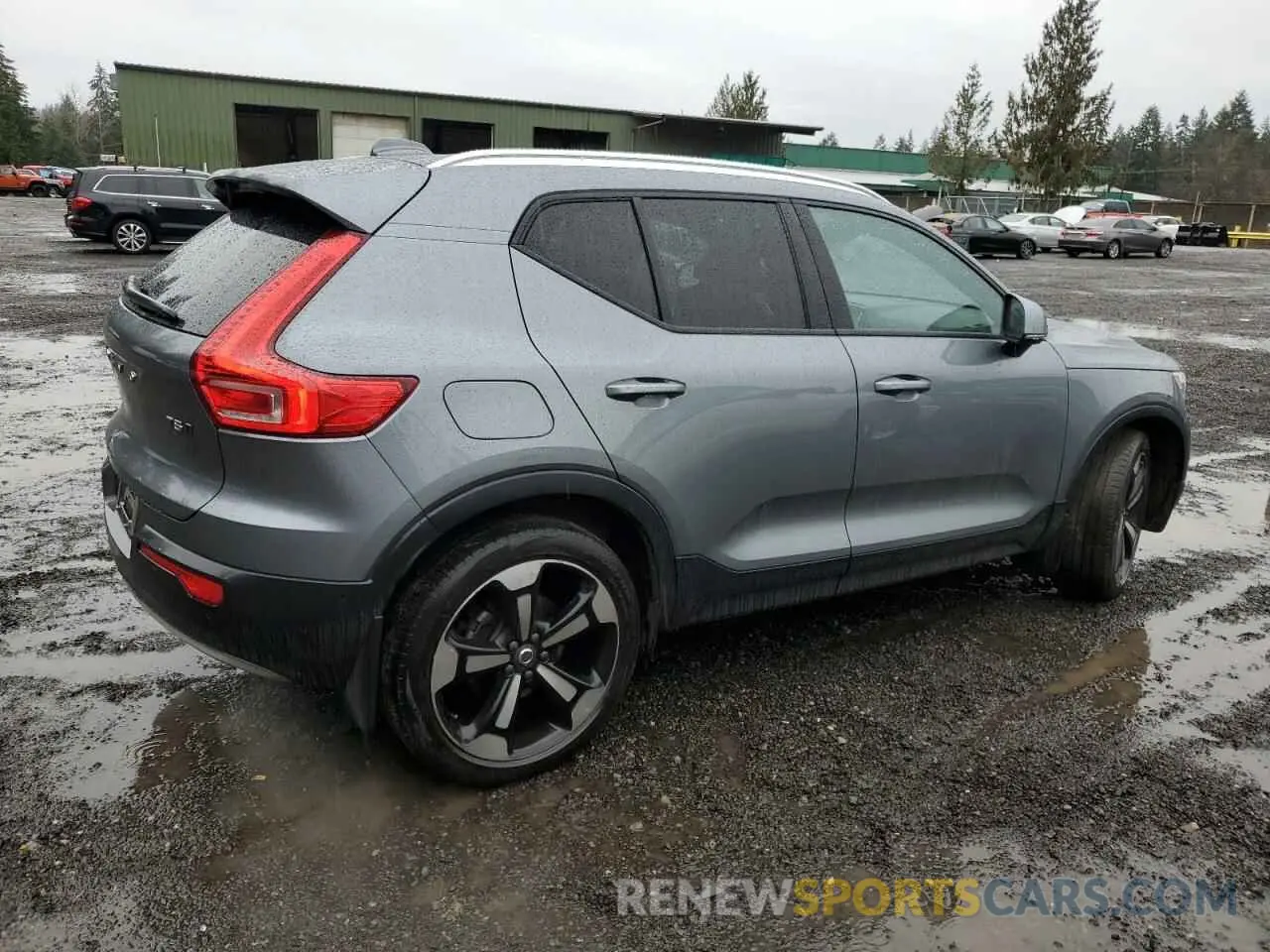 3 fotografías del automóvil dañado YV4162UK8K2123317 VOLVO XC40 2019