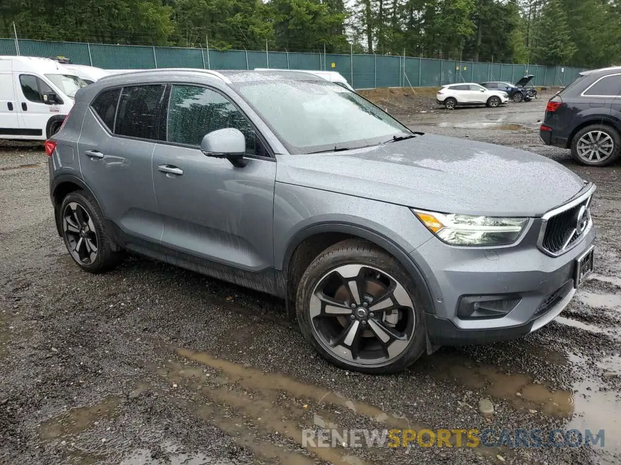 4 fotografías del automóvil dañado YV4162UK8K2123317 VOLVO XC40 2019