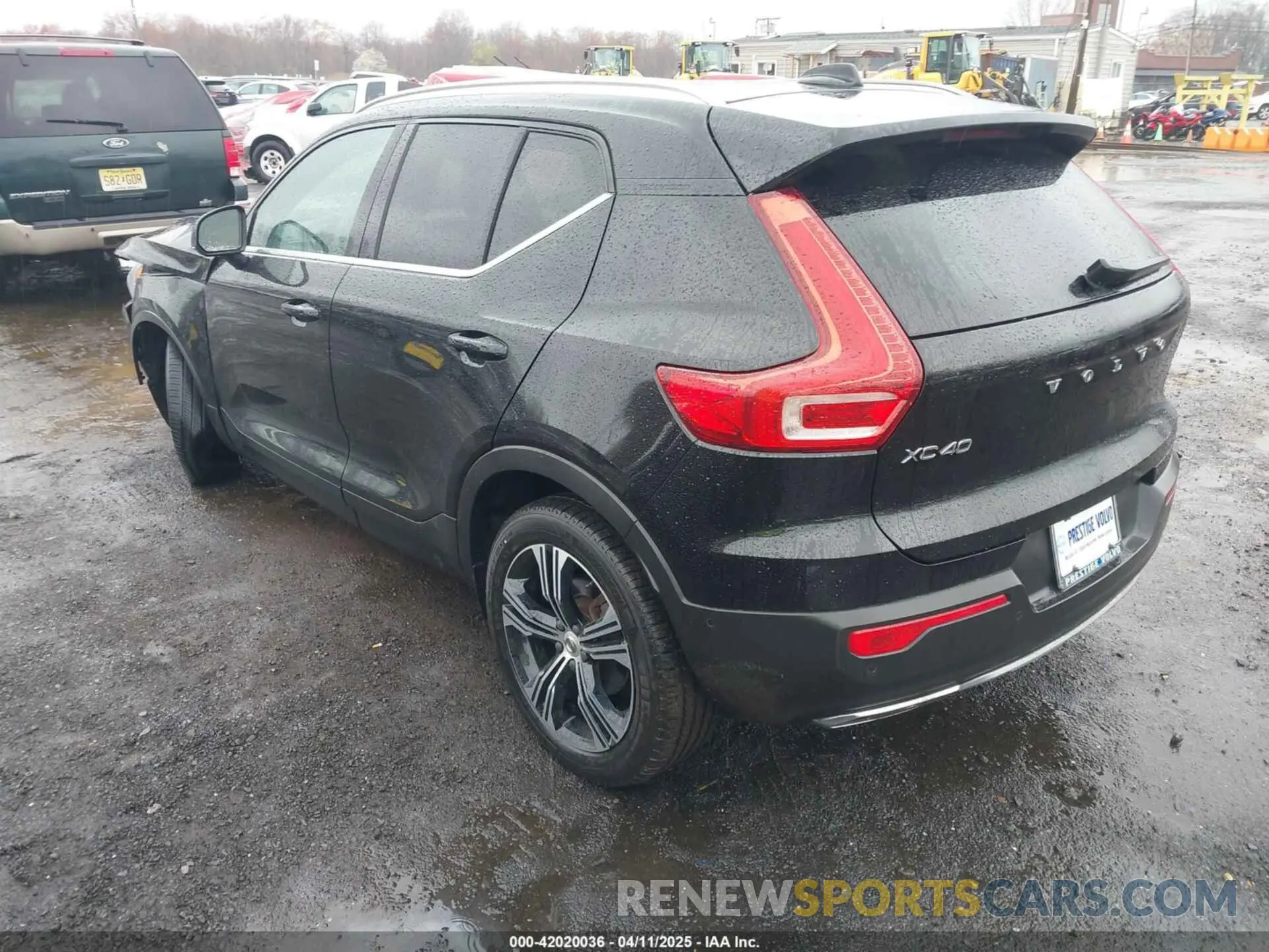 3 fotografías del automóvil dañado YV4162UL2K2077802 VOLVO XC40 2019