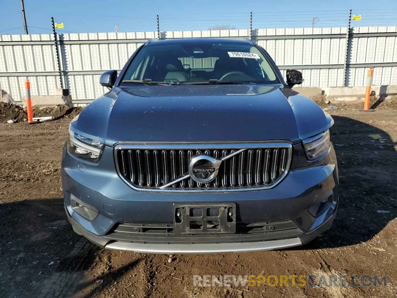5 fotografías del automóvil dañado YV4162UL7K2047551 VOLVO XC40 2019