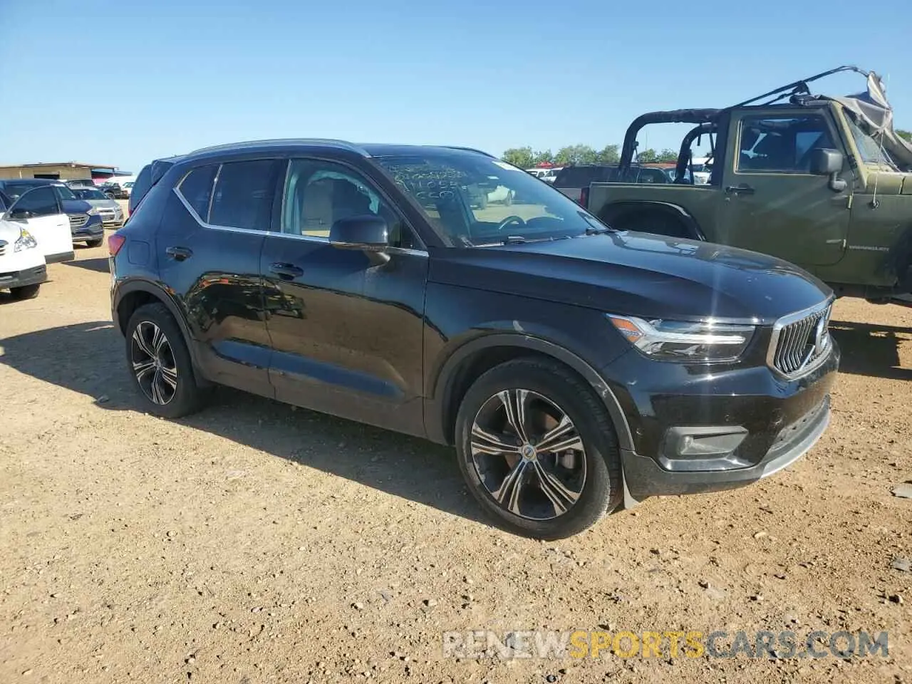4 fotografías del automóvil dañado YV4162UL9K2111055 VOLVO XC40 2019
