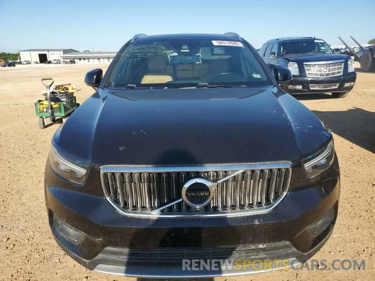 5 fotografías del automóvil dañado YV4162UL9K2111055 VOLVO XC40 2019
