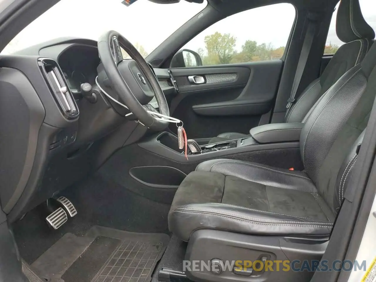 7 fotografías del automóvil dañado YV4162UM2K2057168 VOLVO XC40 2019