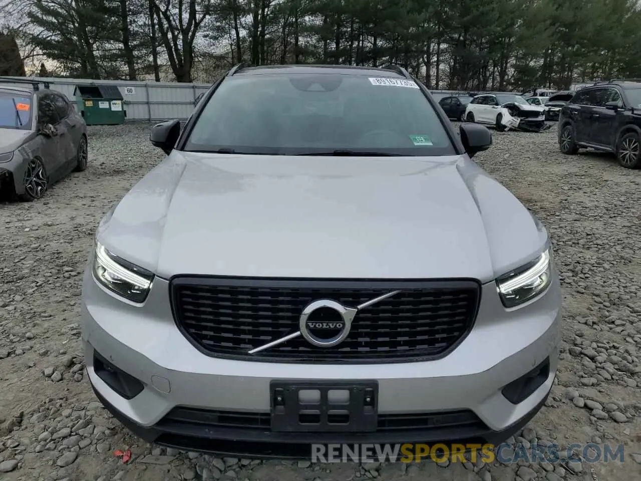 5 fotografías del automóvil dañado YV4162UM8K2102498 VOLVO XC40 2019