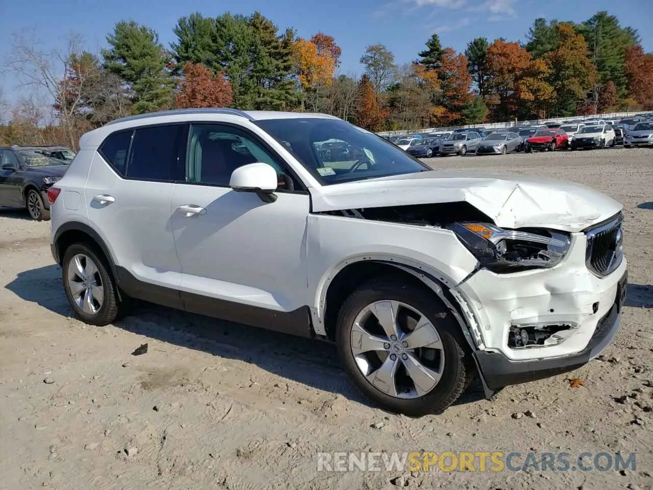 4 fotografías del automóvil dañado YV4162XZ1K2014755 VOLVO XC40 2019