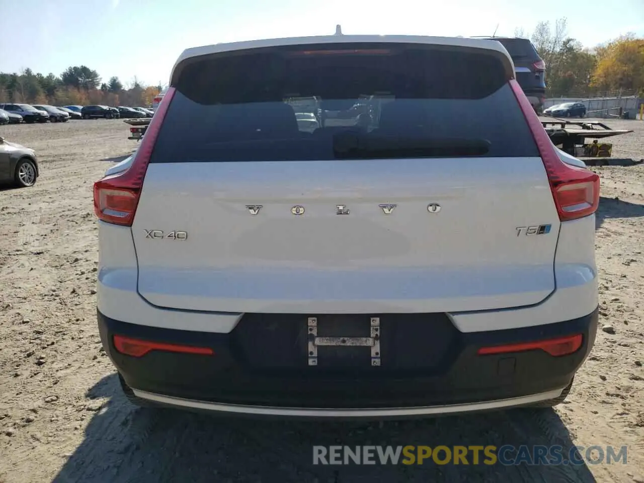 6 fotografías del automóvil dañado YV4162XZ1K2014755 VOLVO XC40 2019