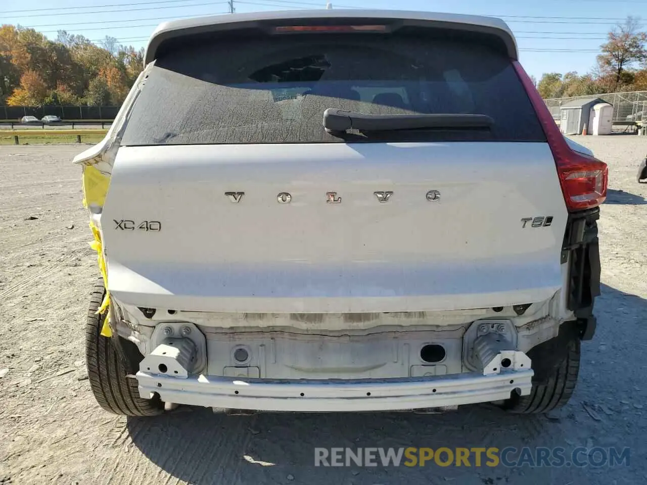 6 fotografías del automóvil dañado YV4162XZ2K2011475 VOLVO XC40 2019