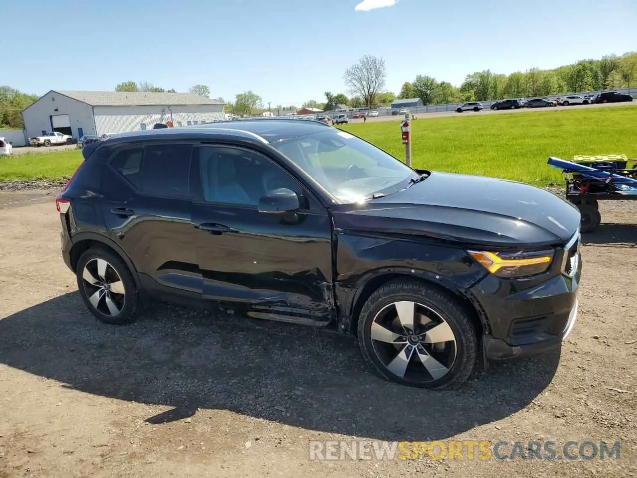 4 fotografías del automóvil dañado YV4162XZ3K2009069 VOLVO XC40 2019