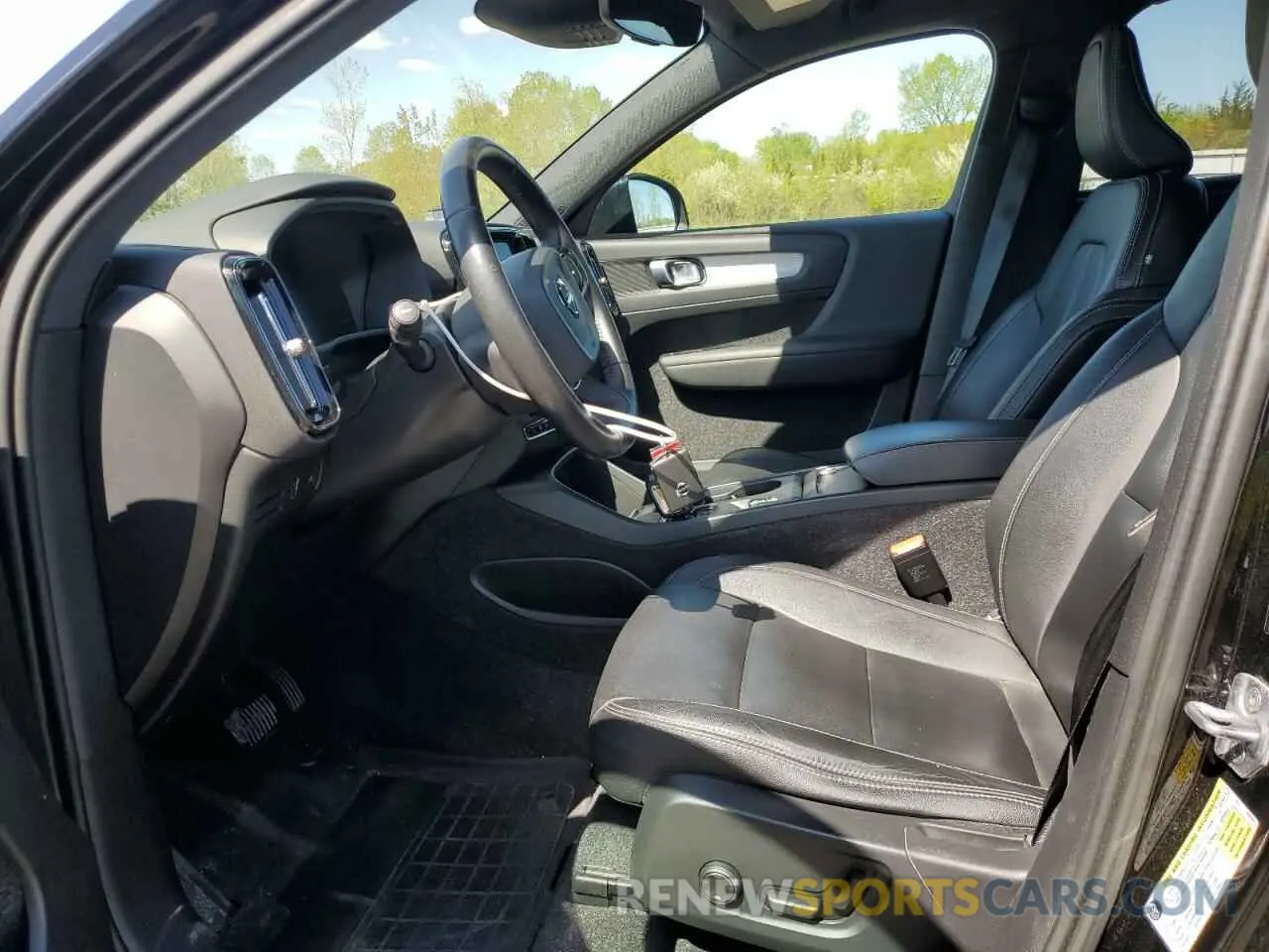 7 fotografías del automóvil dañado YV4162XZ3K2009069 VOLVO XC40 2019