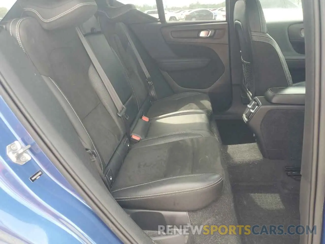 11 fotografías del automóvil dañado YV4162XZ3K2012800 VOLVO XC40 2019